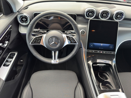 MERCEDES-BENZ GLC 220 d 4M 9G-Tronic-image-7