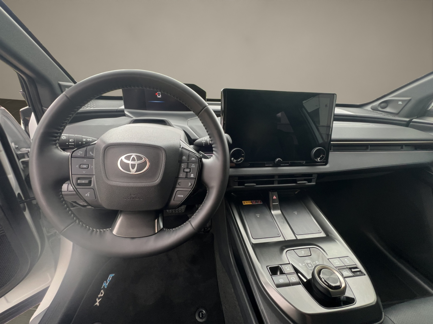 TOYOTA bZ4X Premium AWD-image-10