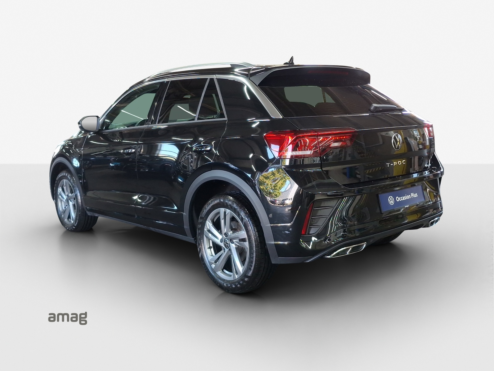 VW T-Roc 2.0 TSI R-Line DSG 4Motion-image-2