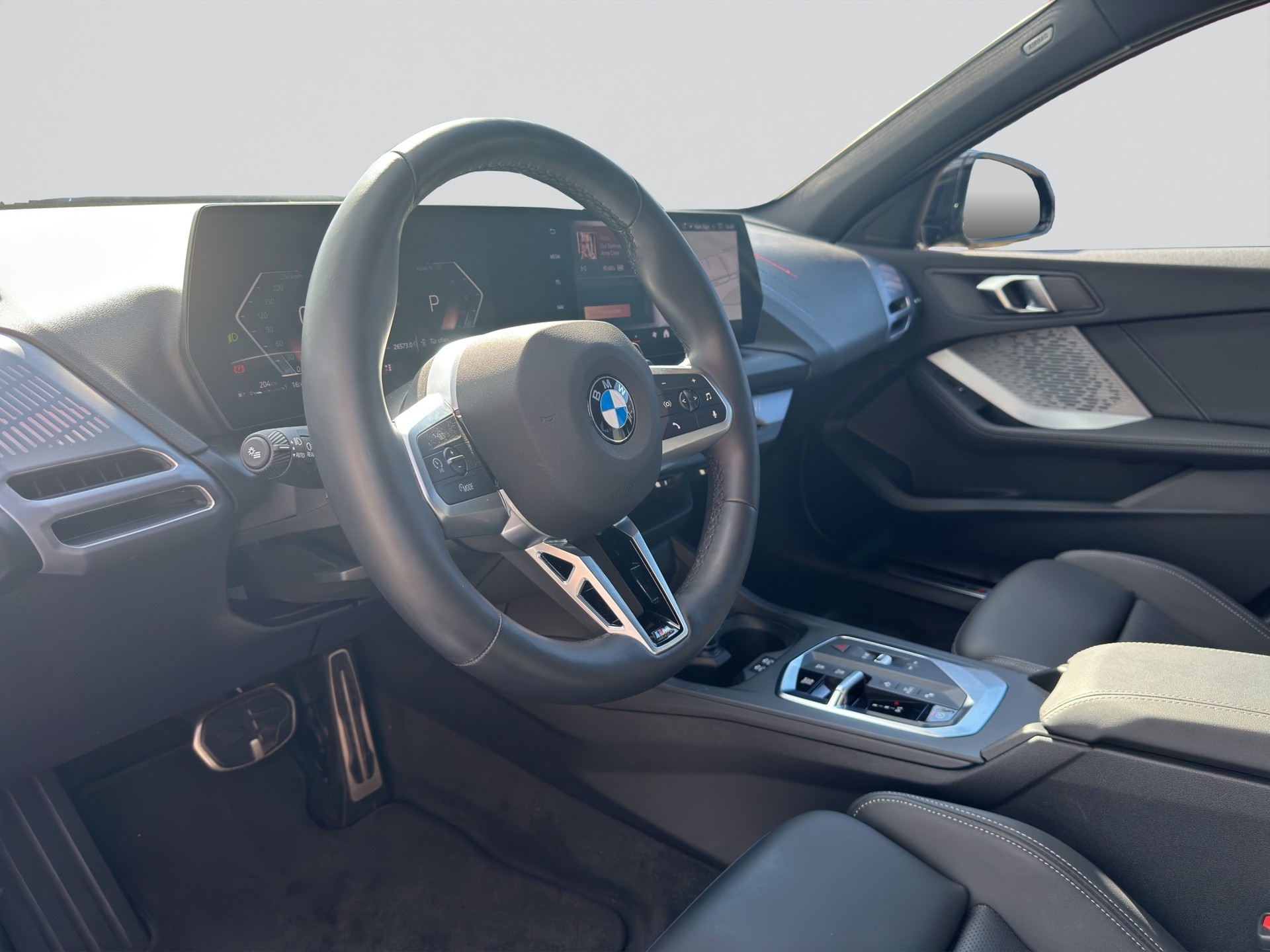 BMW 118d Steptronic M Sport Pro-image-6