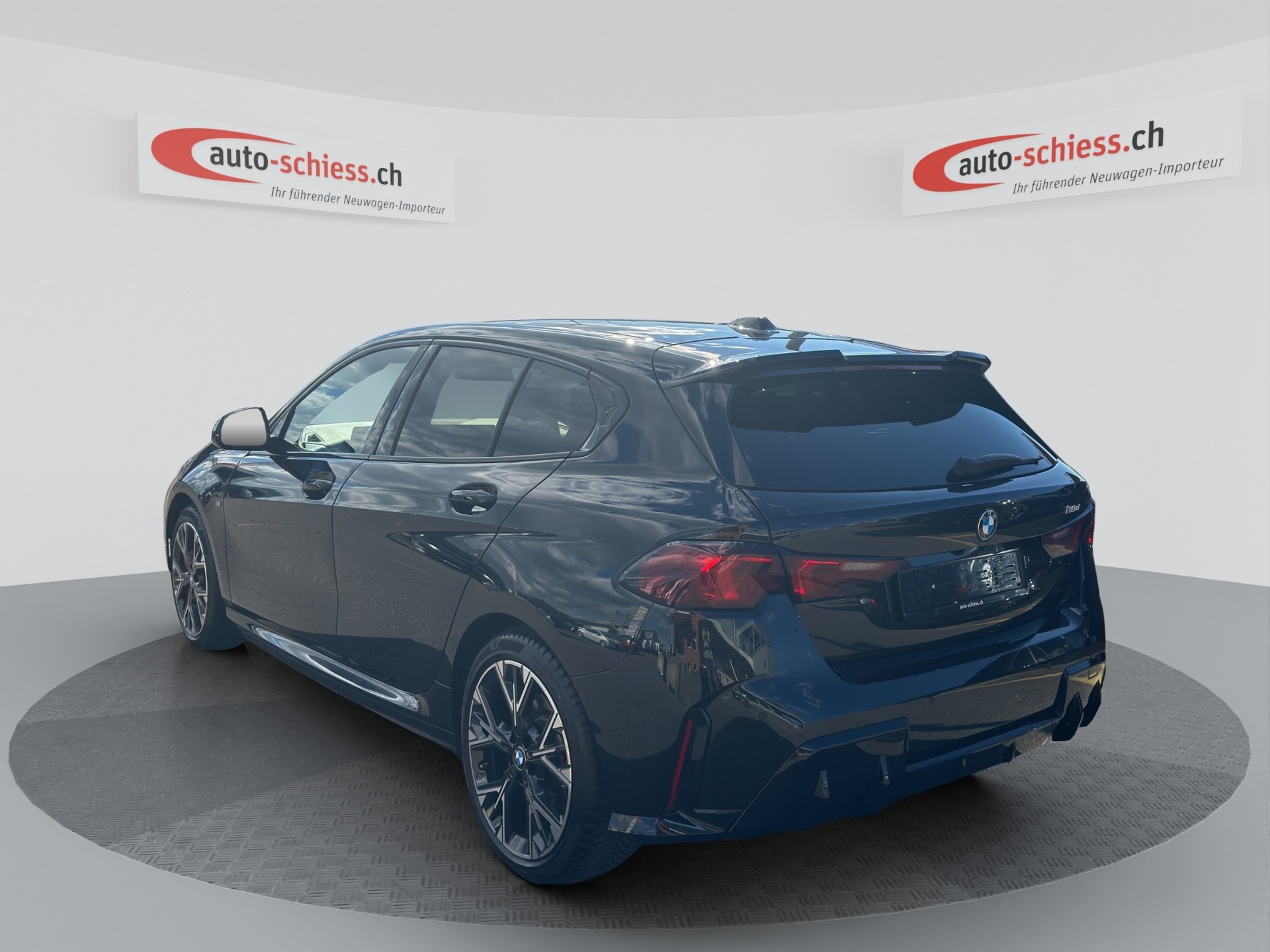 BMW 118d Steptronic M Sport Pro-image-4