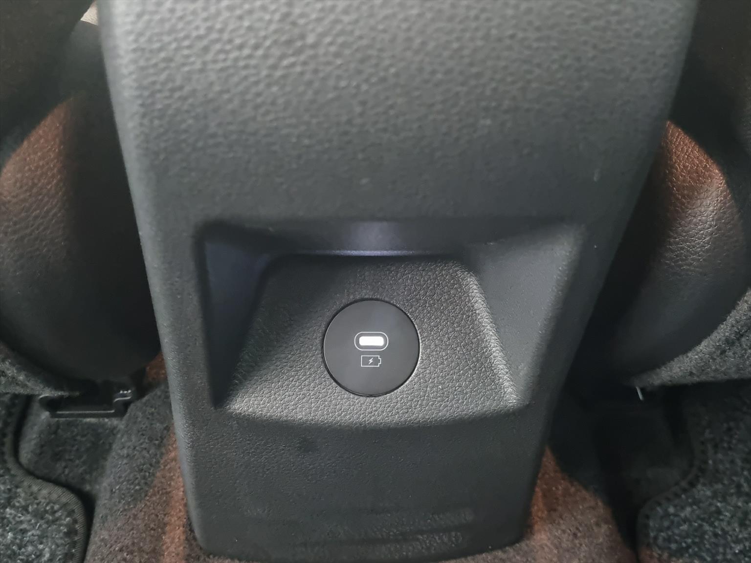 KIA Stonic 1.0 T-GDi DCT MHEV Power-image-15