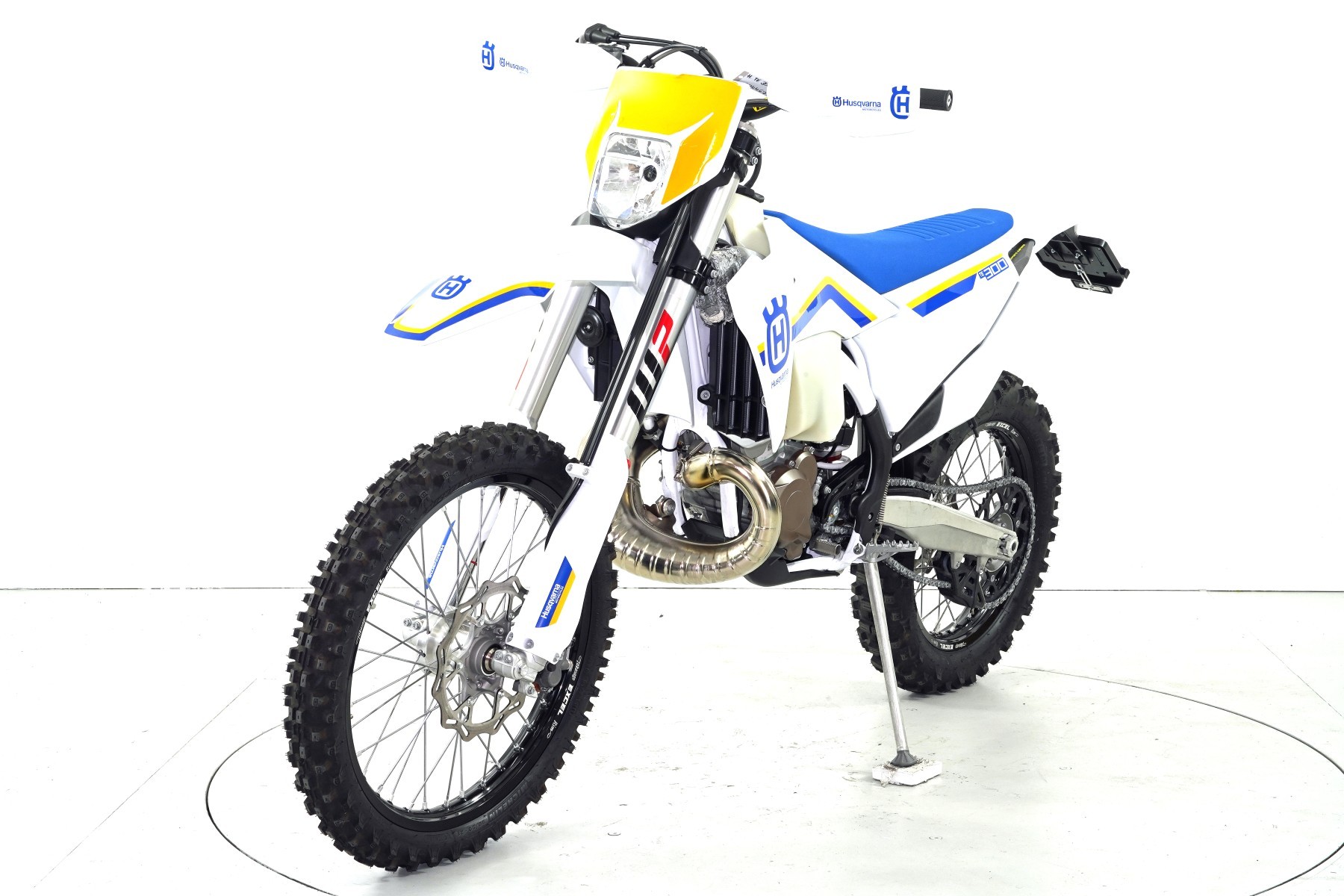 HUSQVARNA TE 300i-showroom-element-2