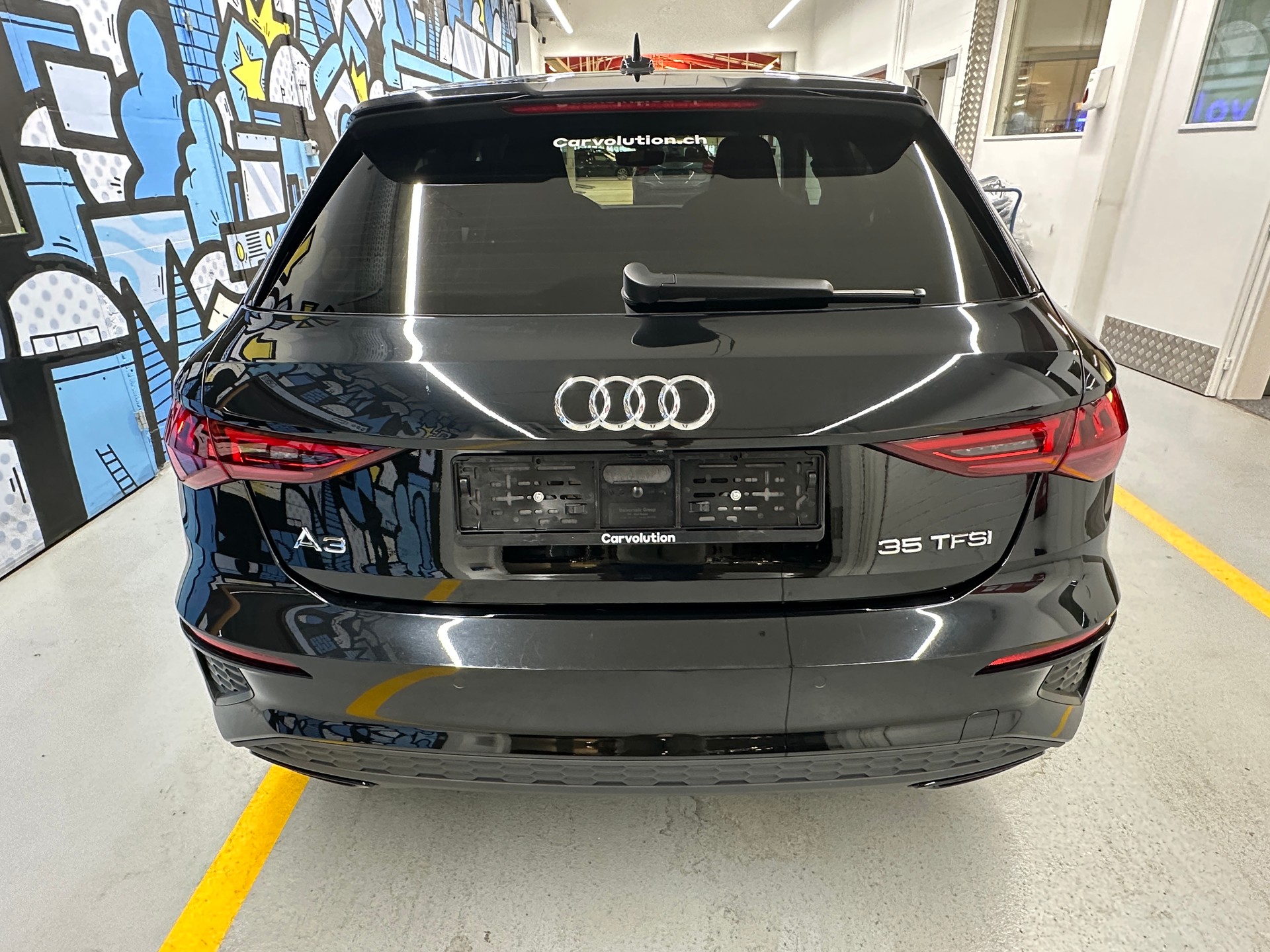 AUDI A3 Sportback 35 TFSI S line S-tronic-image-4