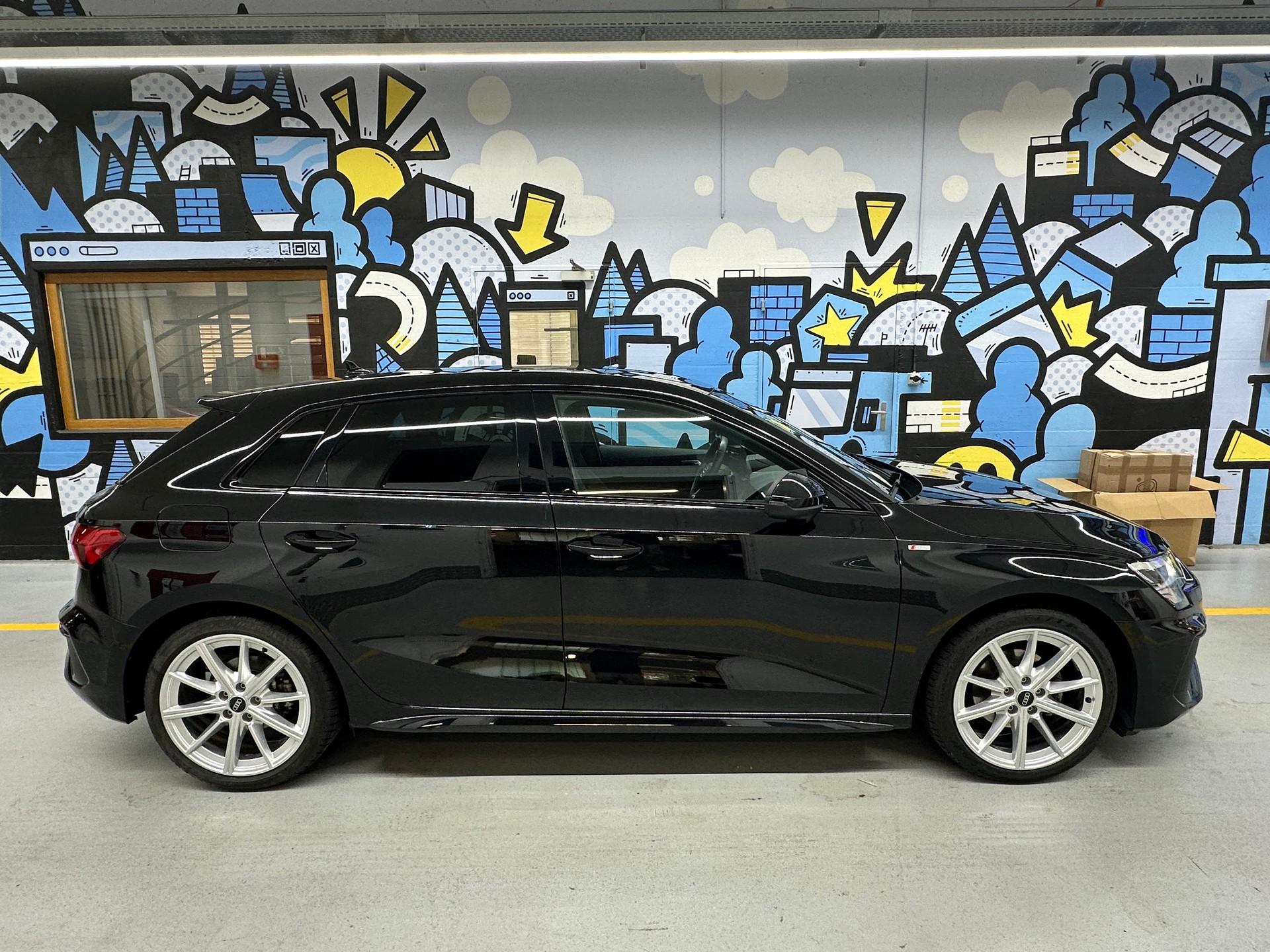 AUDI A3 Sportback 35 TFSI S line S-tronic-image-2