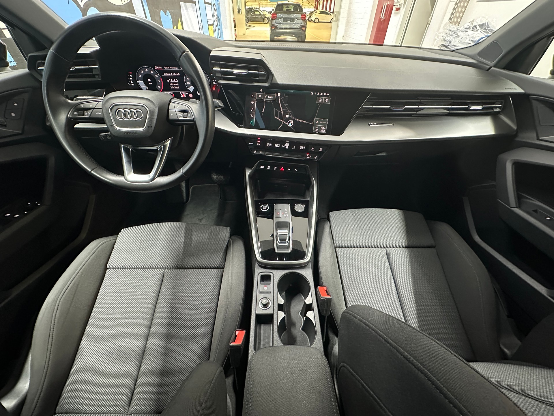 AUDI A3 Sportback 35 TFSI S line S-tronic-image-9