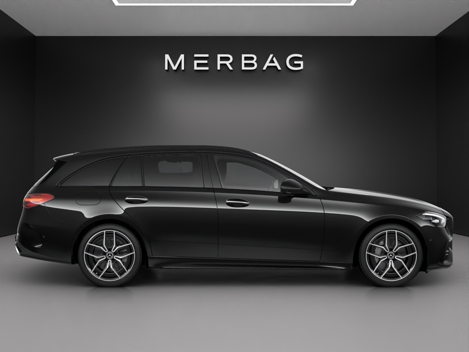 MERCEDES-BENZ C 220 d T 4 Matic-image-1