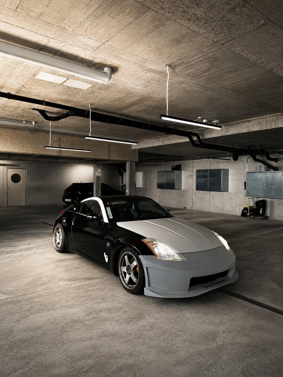 NISSAN 3.5 V6 95'000 km! Motor revidiert!-image-0
