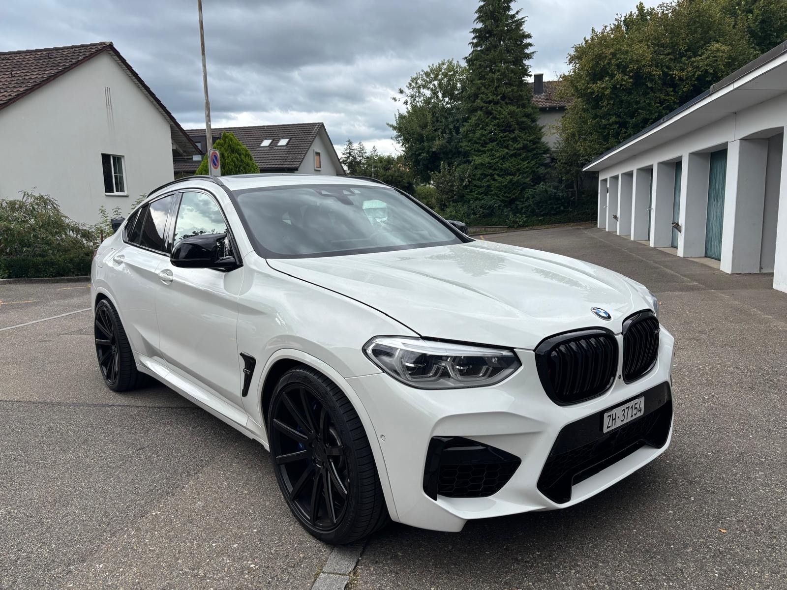 BMW M Competition-image-0