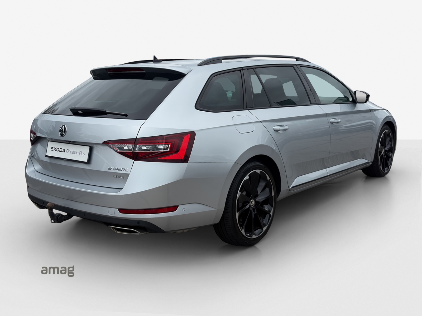 SKODA Superb Combi 2.0 TSI SportLine+ DSG 4x4-image-4