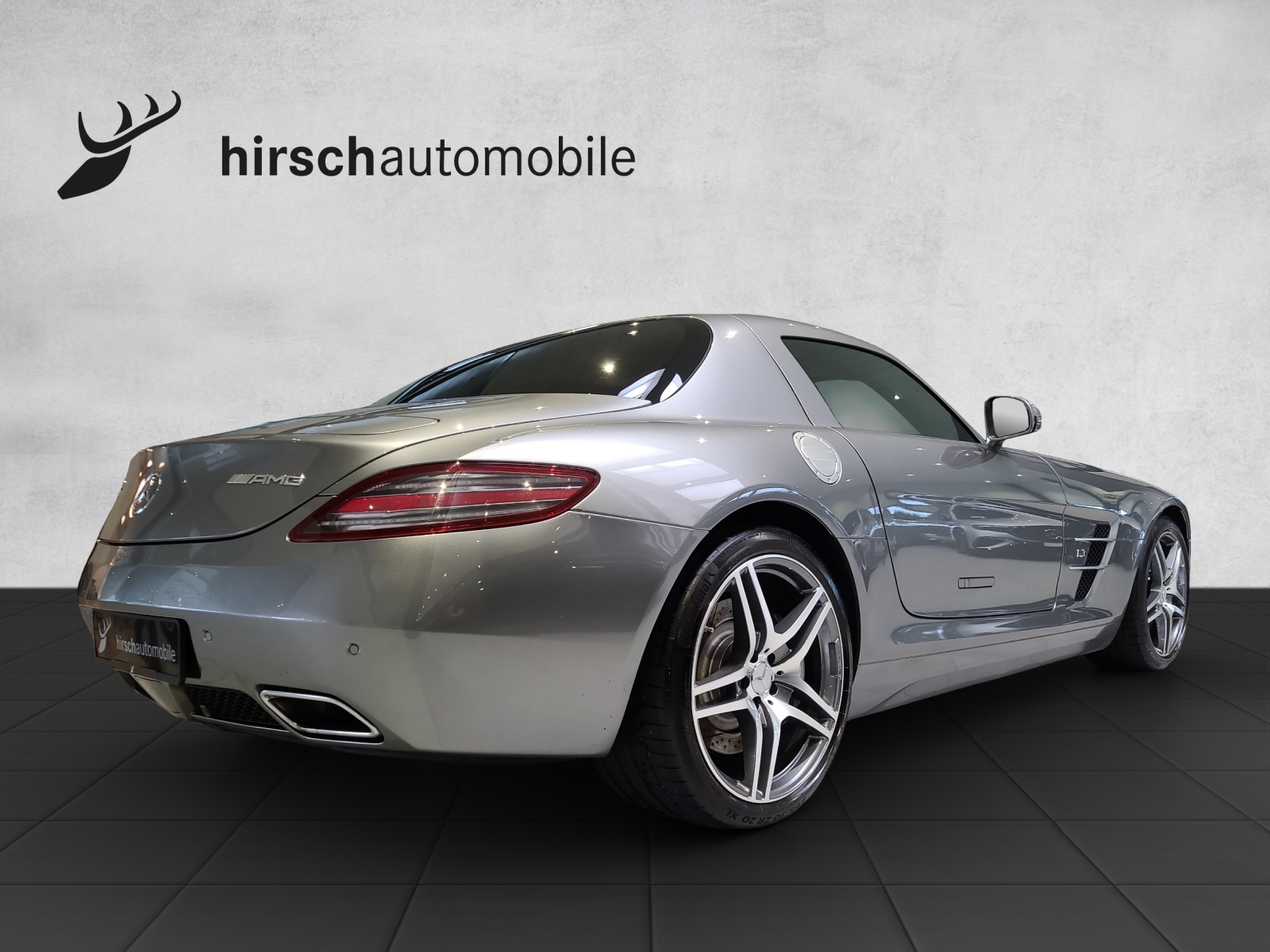 MERCEDES-BENZ SLS 63 AMG Coupé-image-9