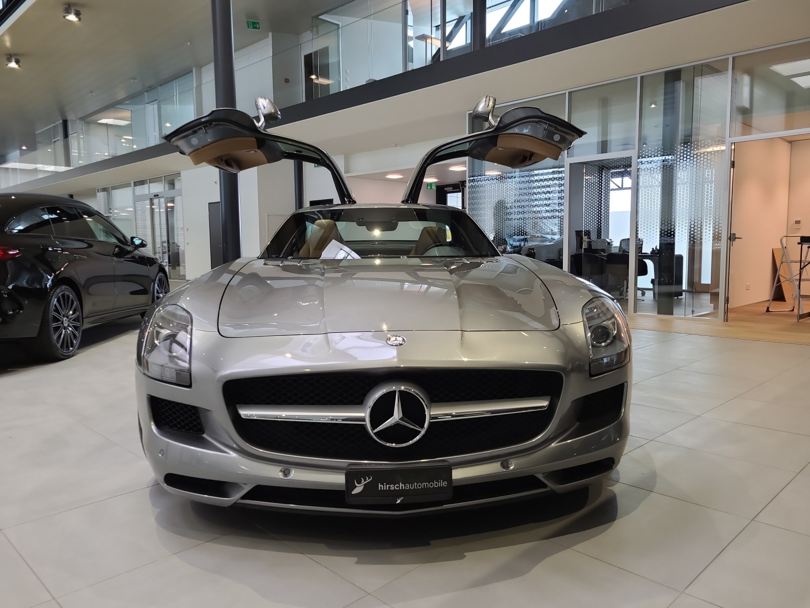 MERCEDES-BENZ SLS 63 AMG Coupé-image-4