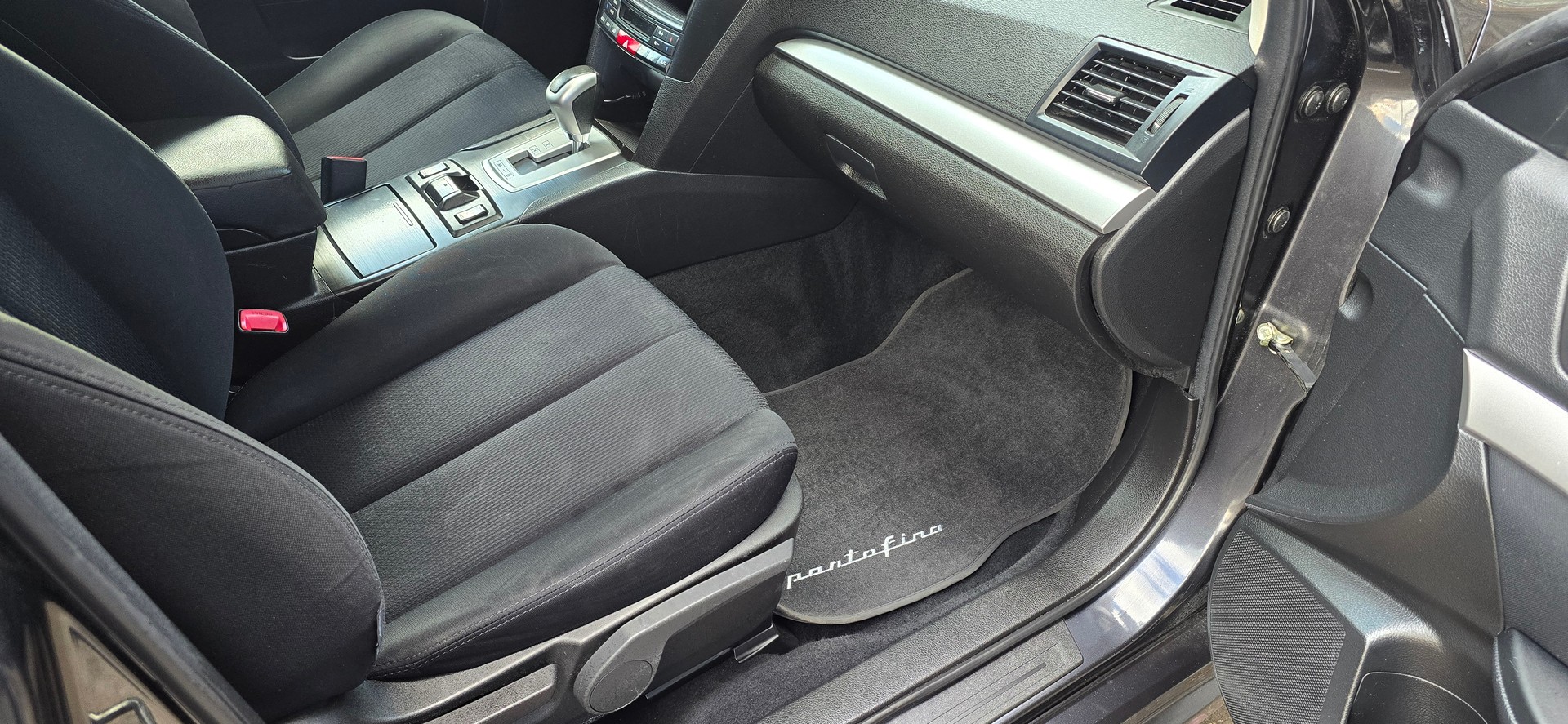 SUBARU Legacy 2.0i Swiss AWD Lineartronic-image-9
