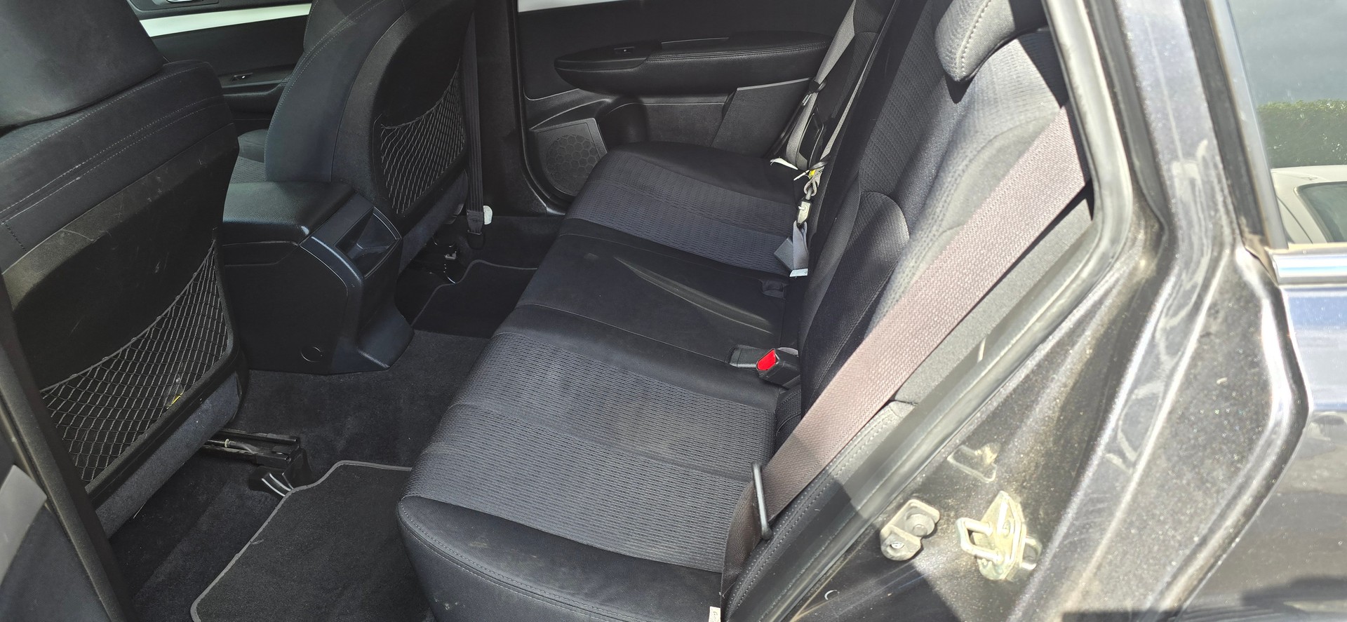 SUBARU Legacy 2.0i Swiss AWD Lineartronic-image-11