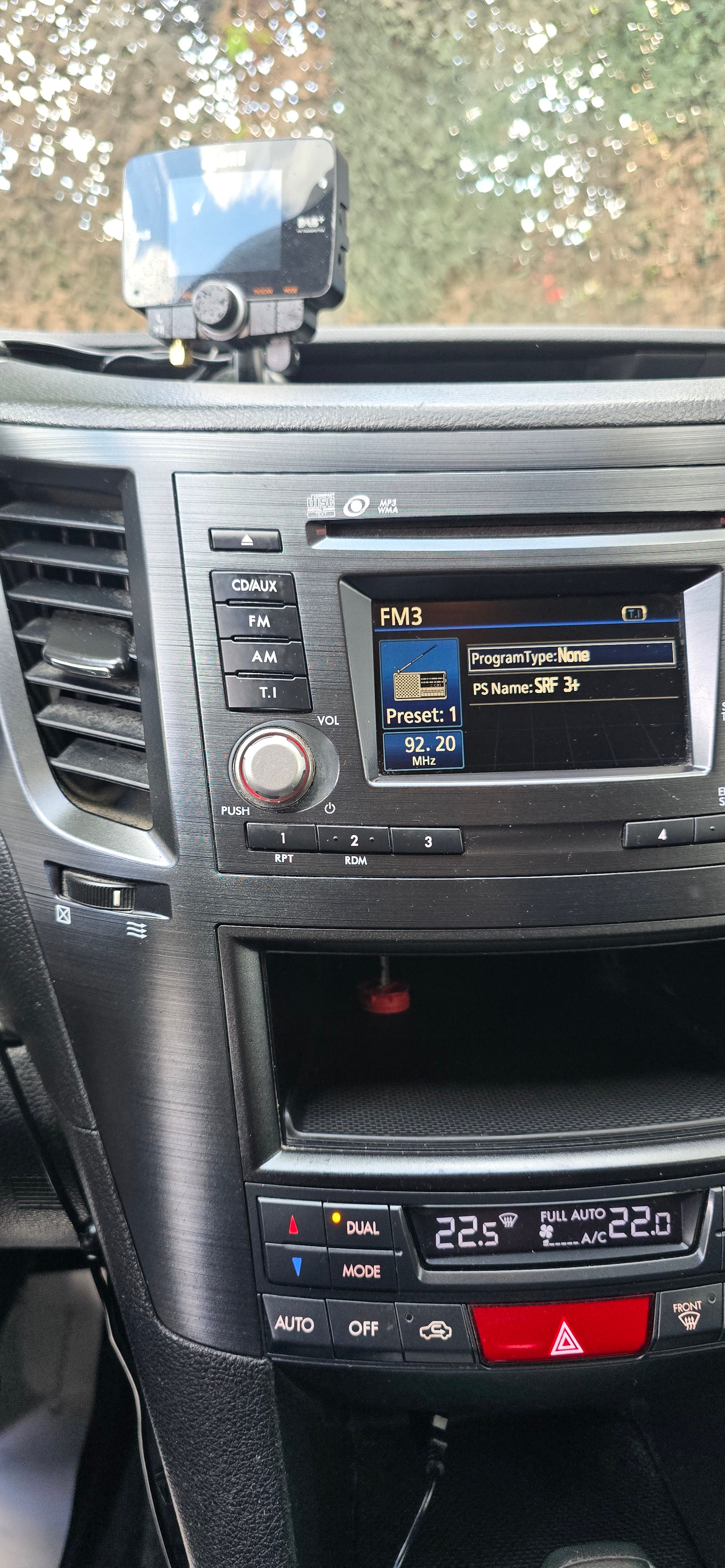 SUBARU Legacy 2.0i Swiss AWD Lineartronic-image-12