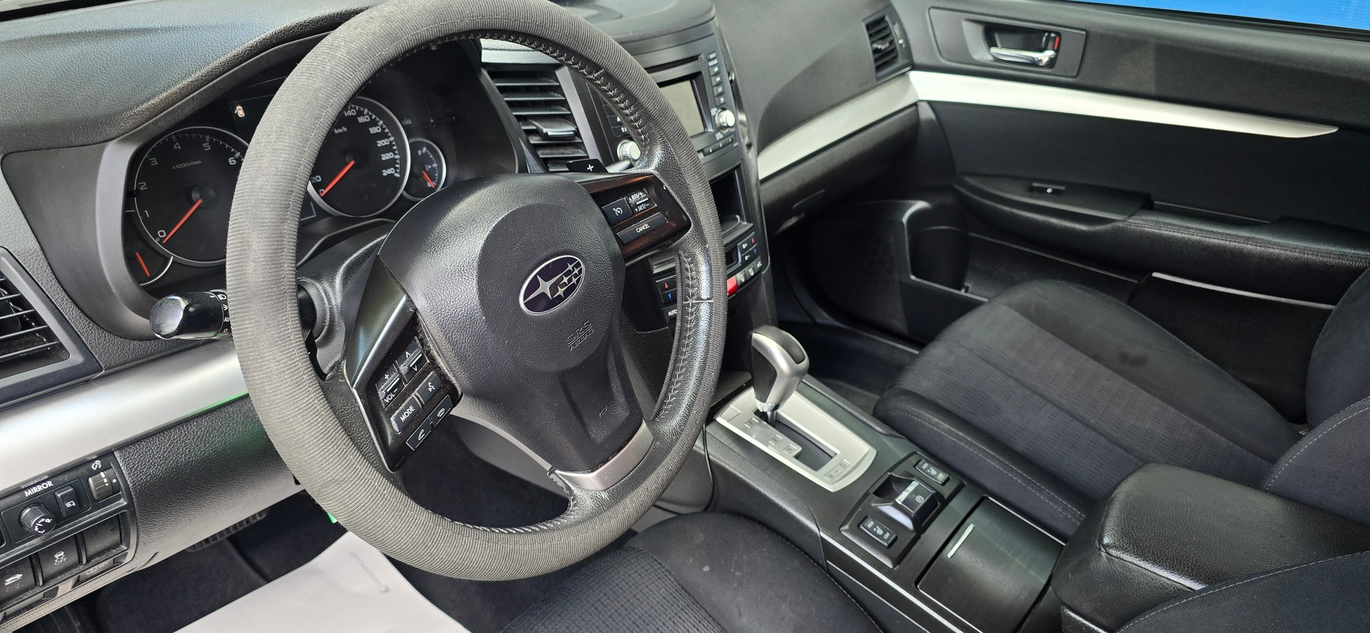 SUBARU Legacy 2.0i Swiss AWD Lineartronic-image-8