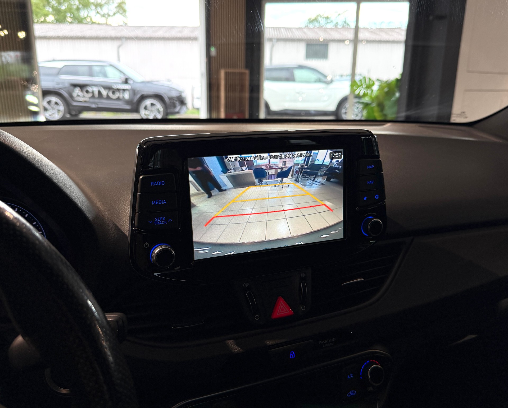 HYUNDAI i30 Fastback N 2.0 T-GDi-image-9