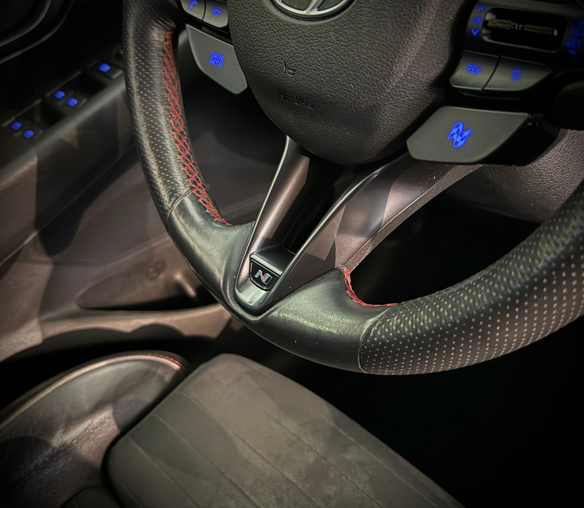 HYUNDAI i30 Fastback N 2.0 T-GDi-image-14