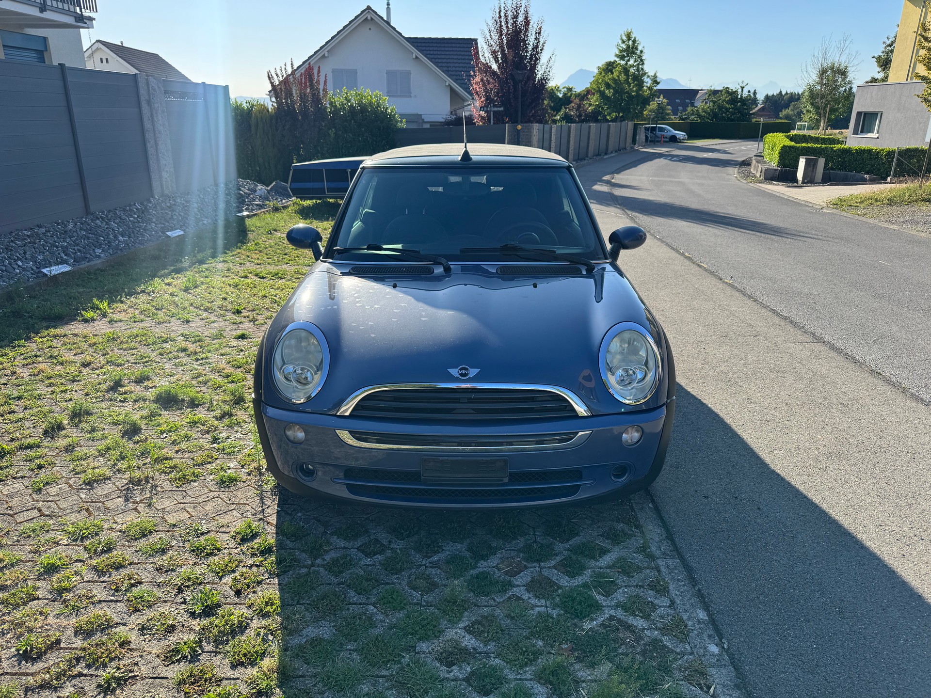 MINI One Cabriolet-image-9