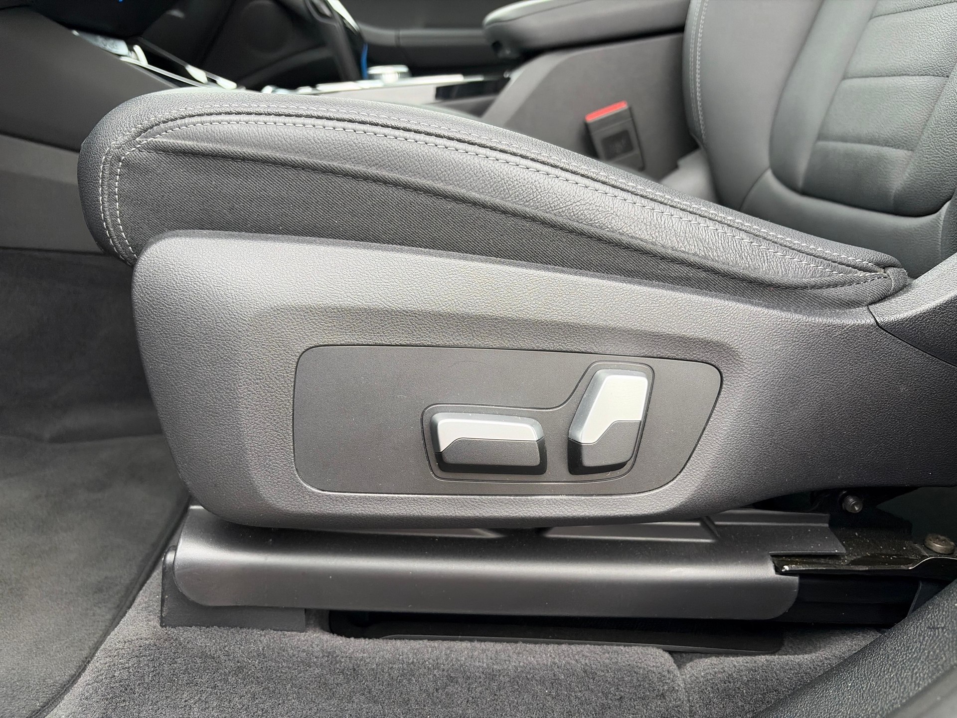 BMW iX3 E-Motor-image-11
