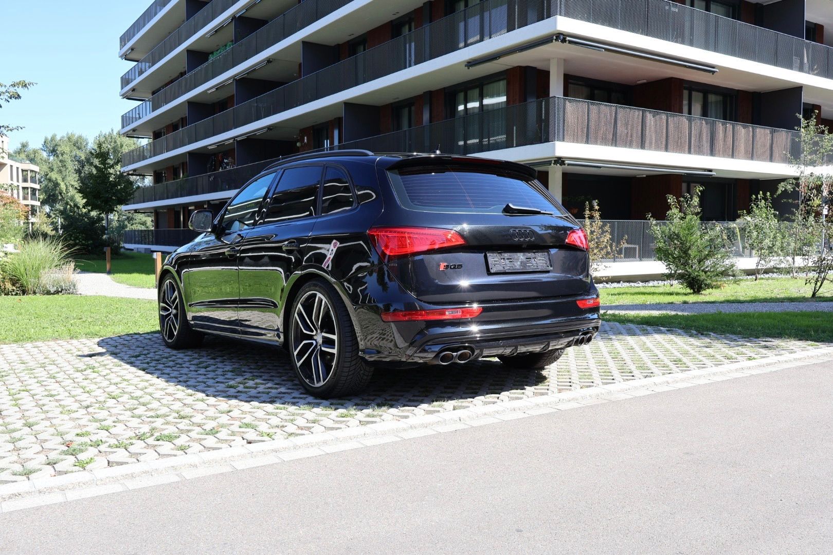 AUDI SQ5 3.0 TDI plus quattro tiptronic-showroom-element-2