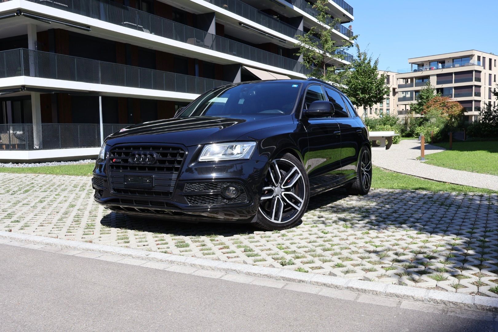 AUDI SQ5 3.0 TDI plus quattro tiptronic-showroom-element-1