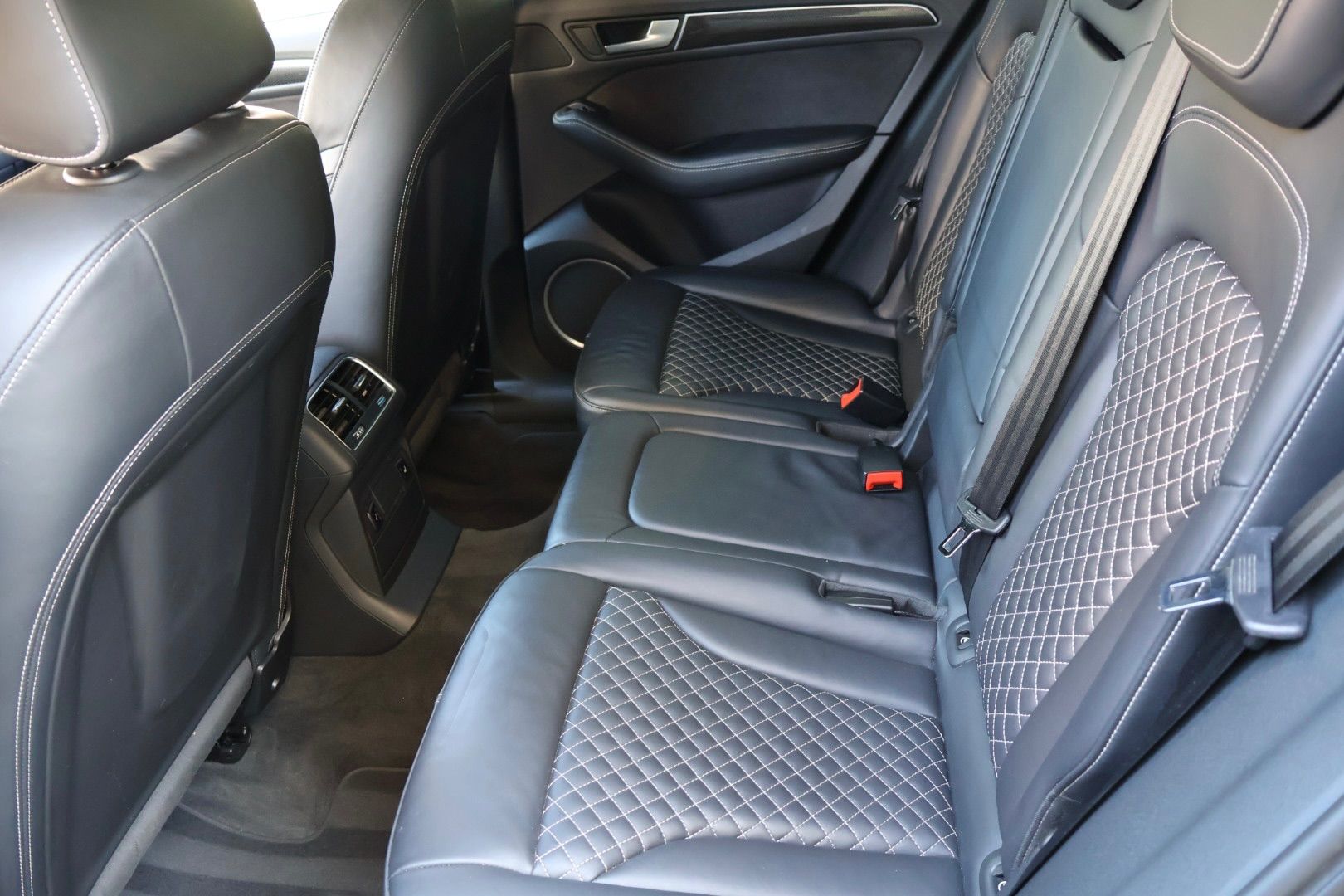 AUDI SQ5 3.0 TDI plus quattro tiptronic-image-8