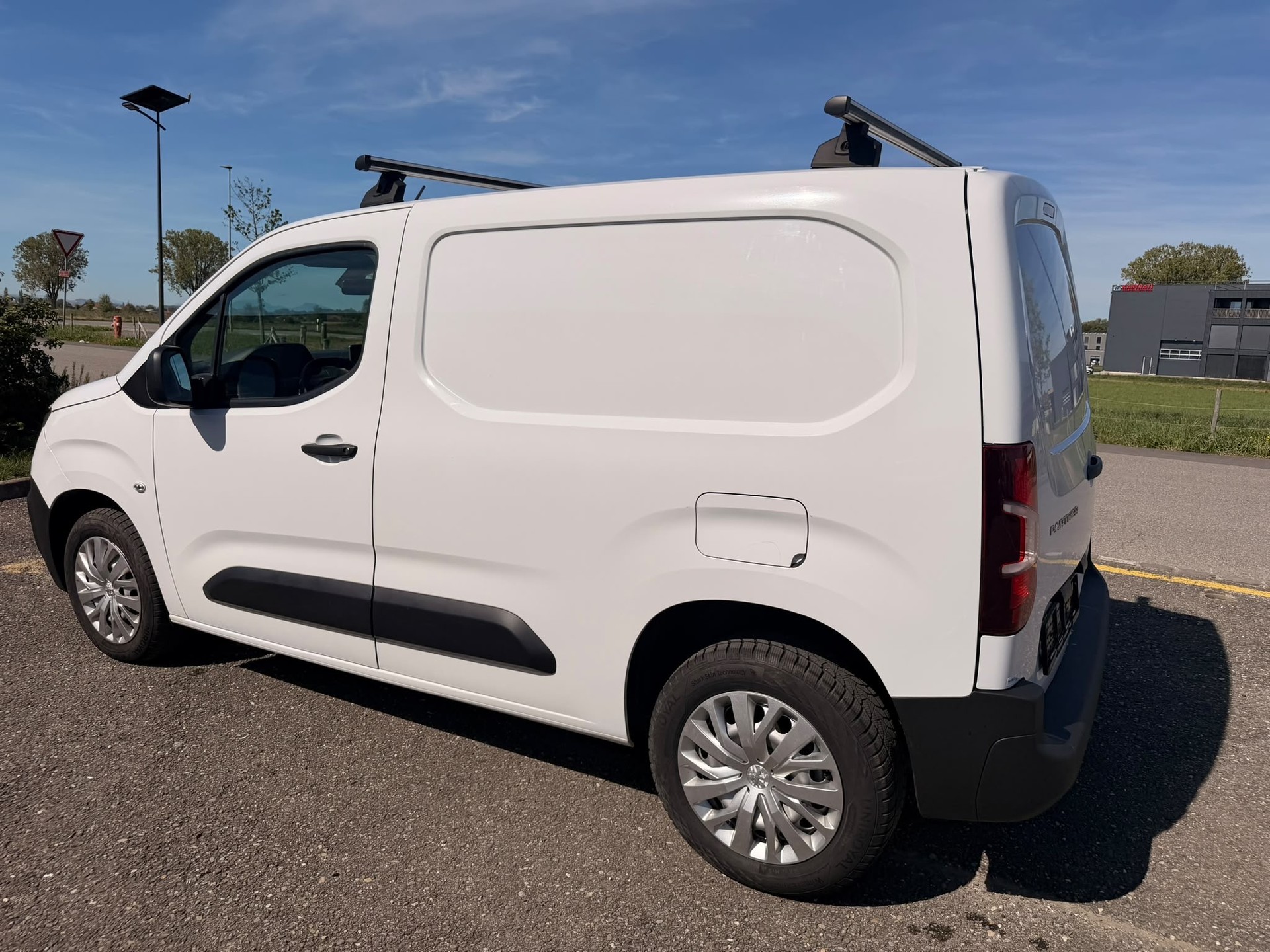PEUGEOT Partner 1.5 Blue HDi-image-4