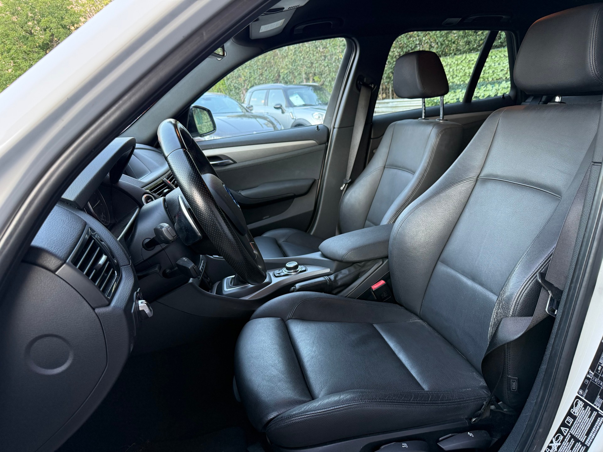 BMW X1 xDrive 25d Sport Line Steptronic-image-16