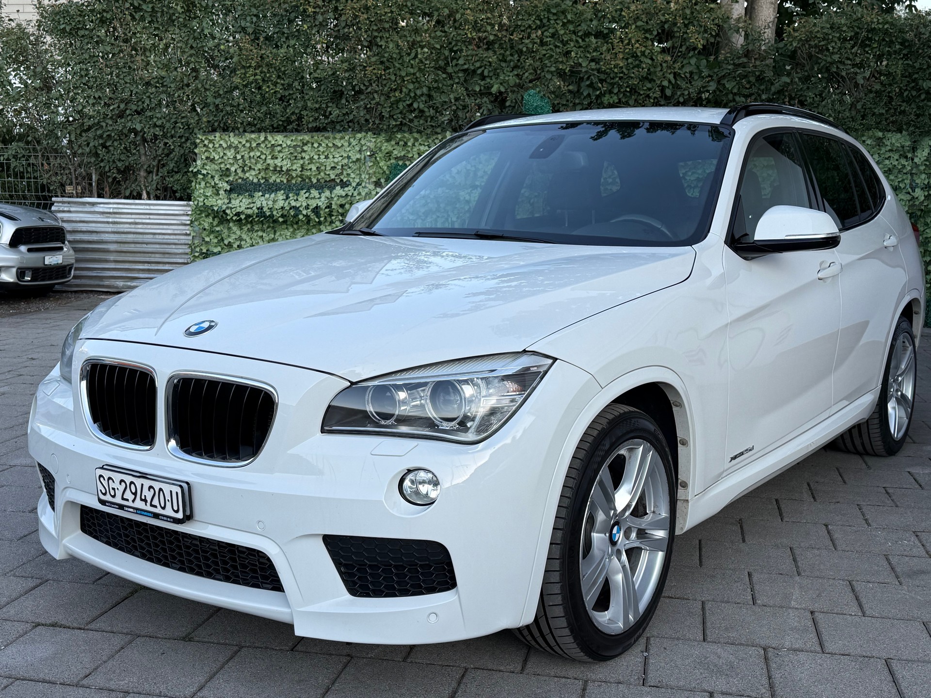 BMW X1 xDrive 25d Sport Line Steptronic-image-3