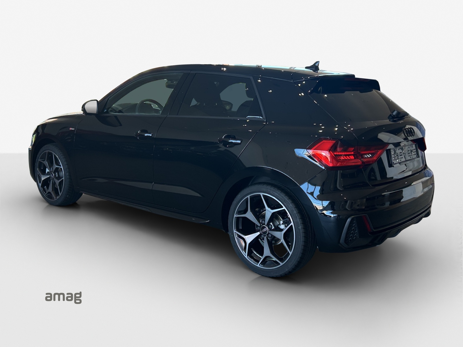 AUDI A1 Sportback 30 TFSI S Line Attraction S-tronic-image-2