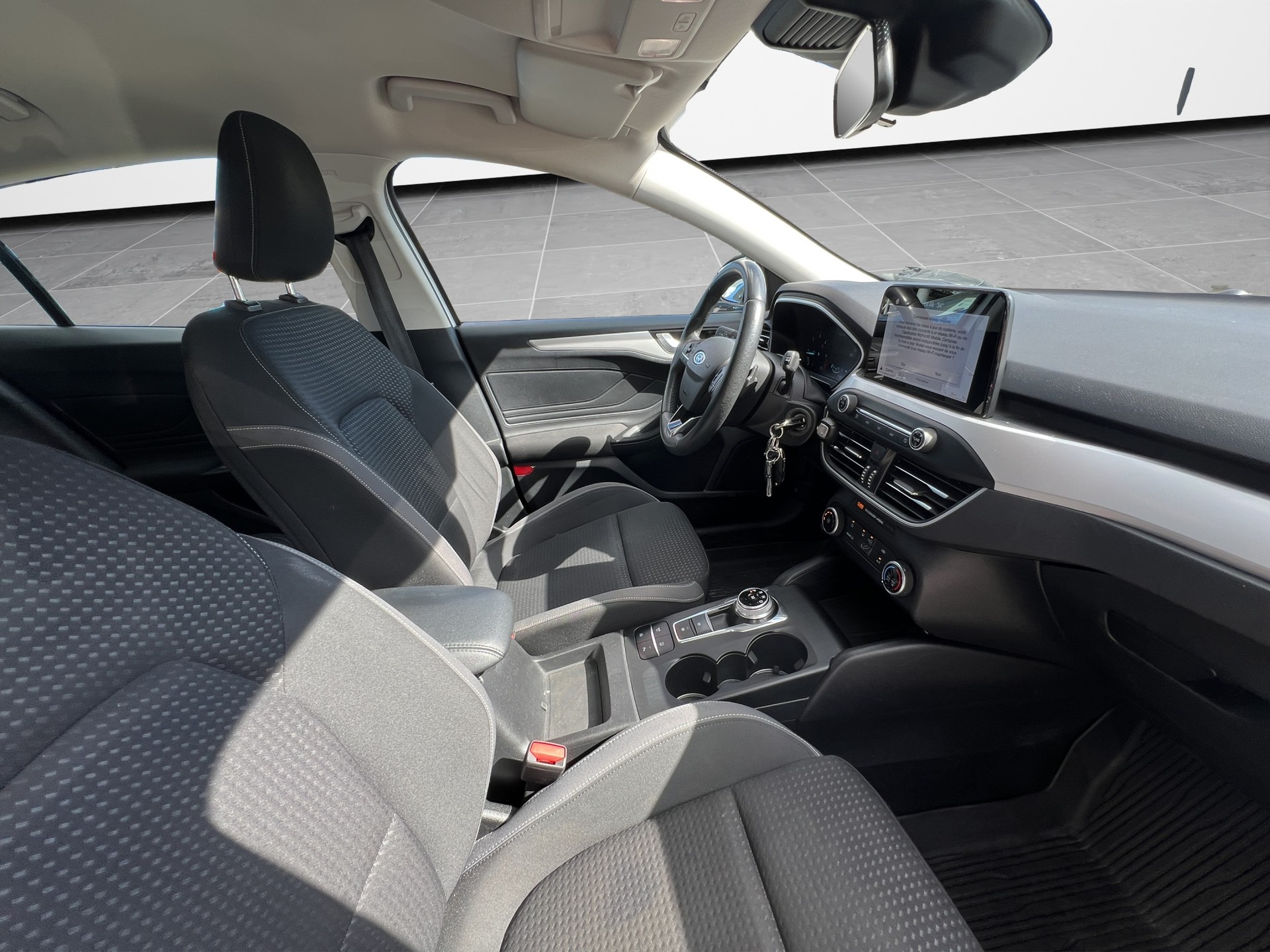 FORD Focus 2.0 EcoBlue 150 Cool & Connect-image-14