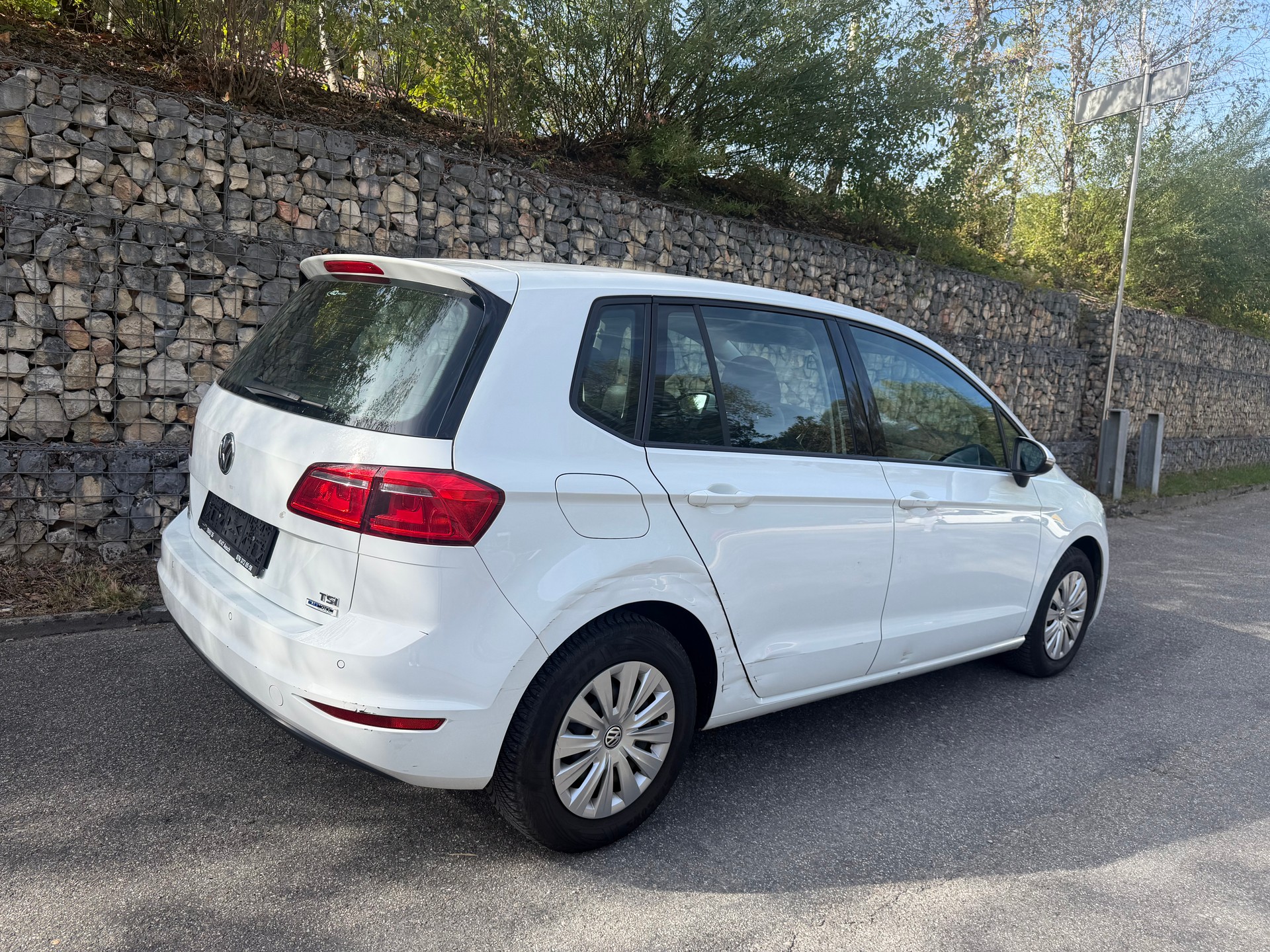 VW Golf Sportsvan 1.2 TSI Trendline-image-6