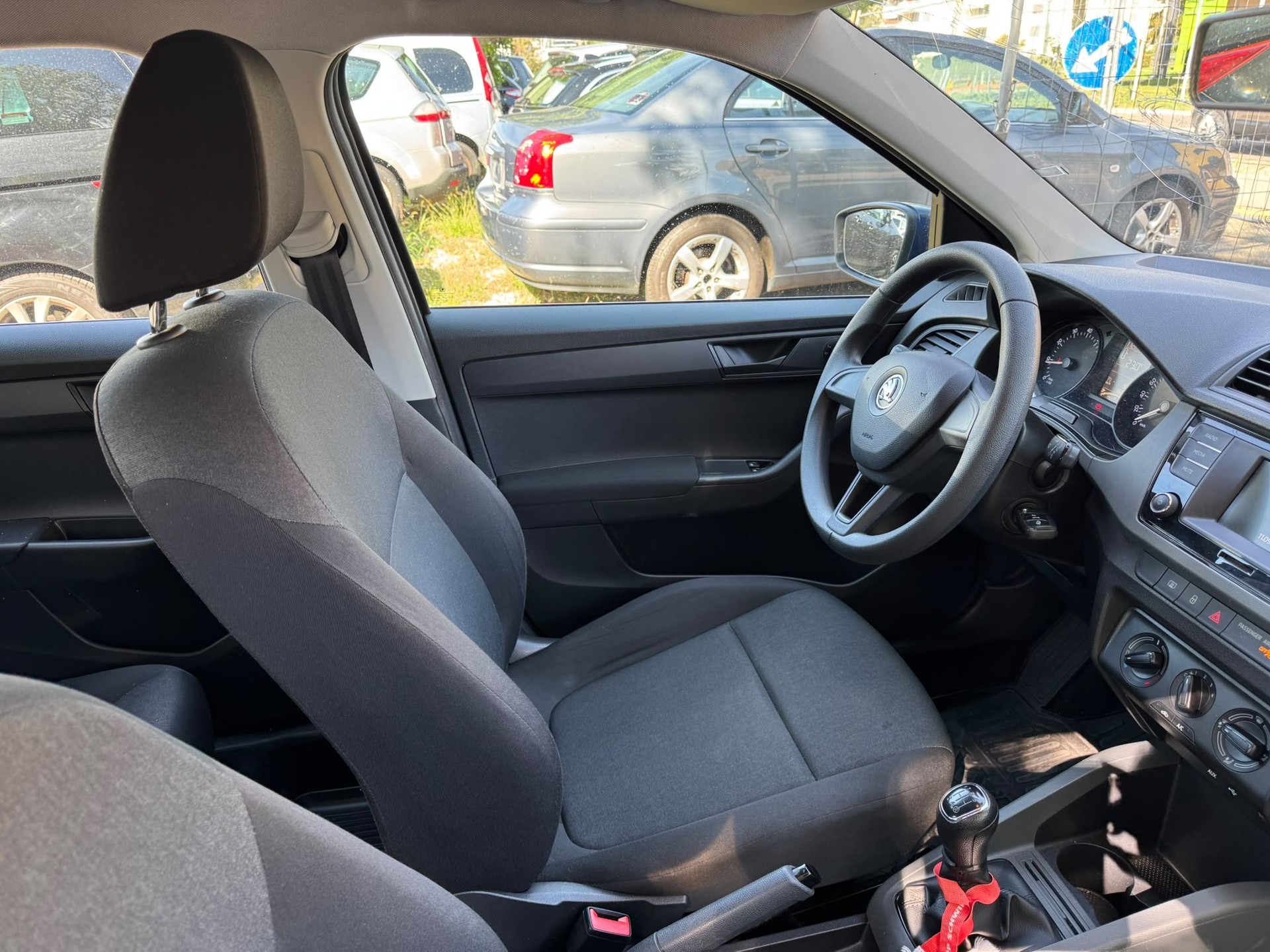 SKODA Fabia 1.0 Active-image-13