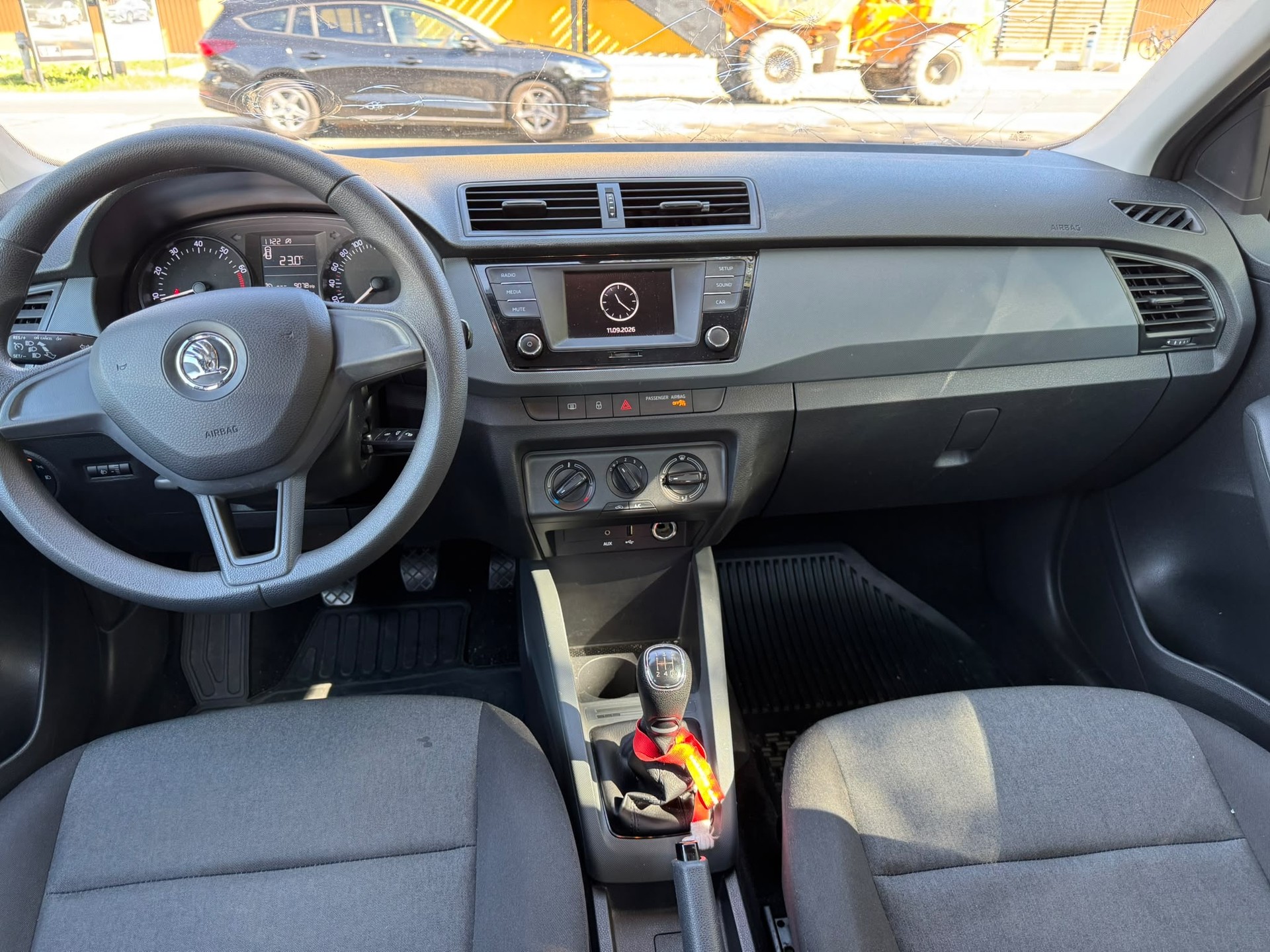 SKODA Fabia 1.0 Active-image-5