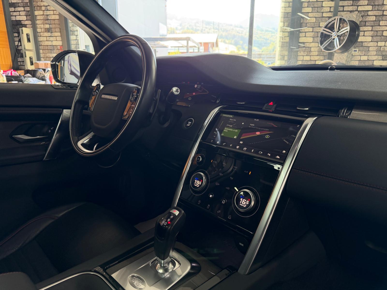 LAND ROVER Discovery Sport R Dynamic Limited White&Black Edition P200 2.0 Si4 MHEV S AT9-image-8