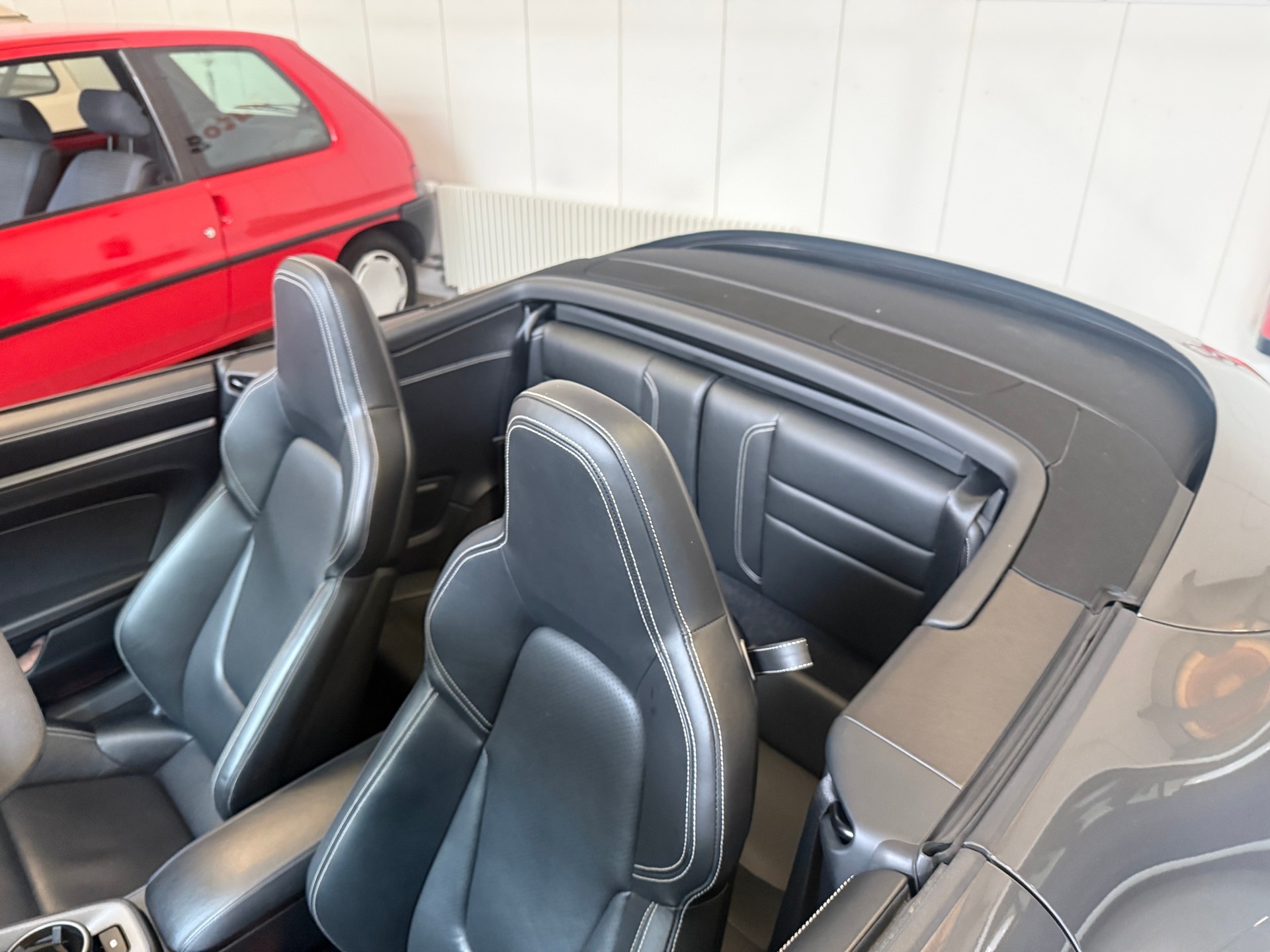 PORSCHE 911 Carrera 4 Cabriolet PDK-image-9