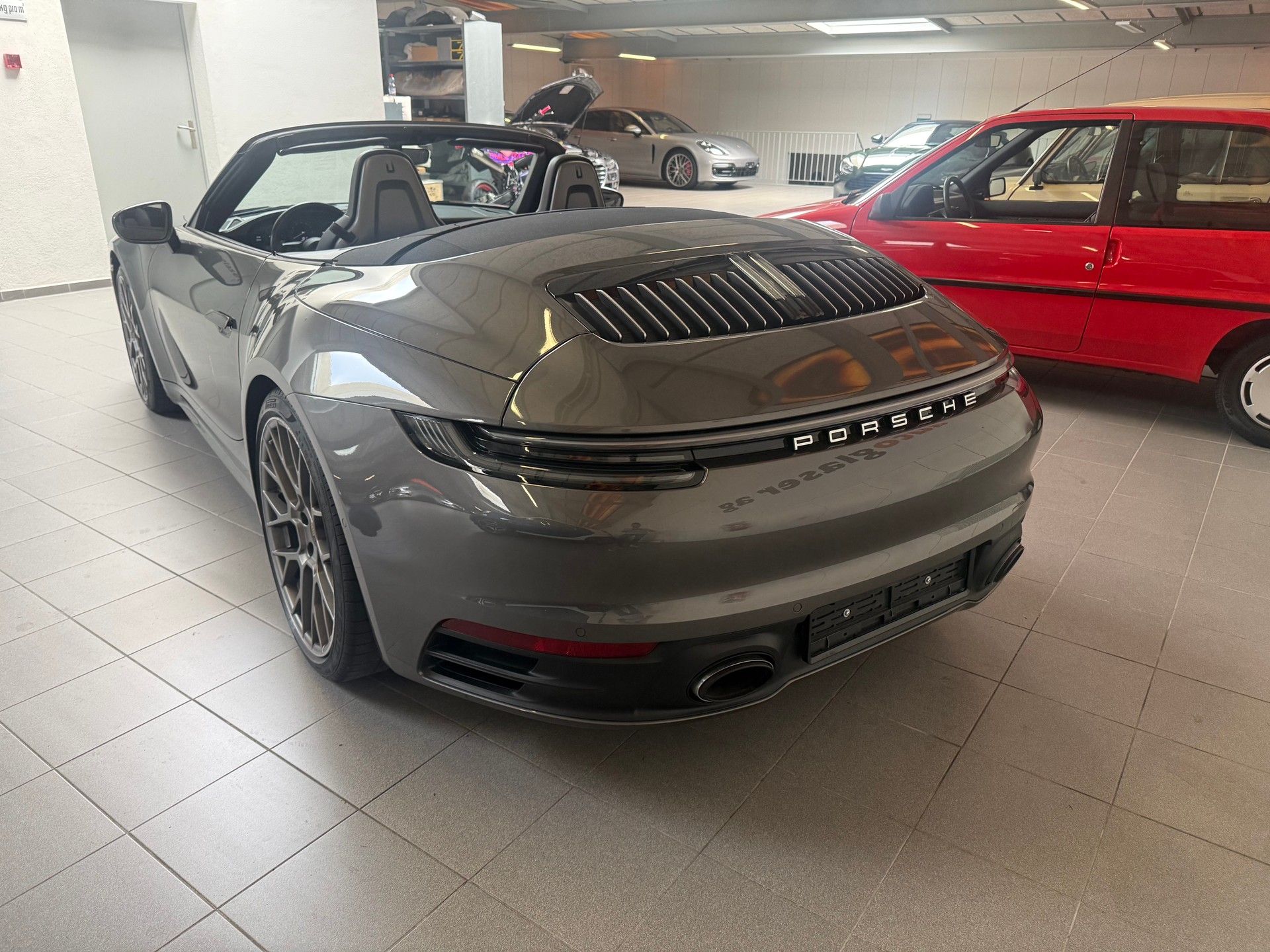 PORSCHE 911 Carrera 4 Cabriolet PDK-image-4