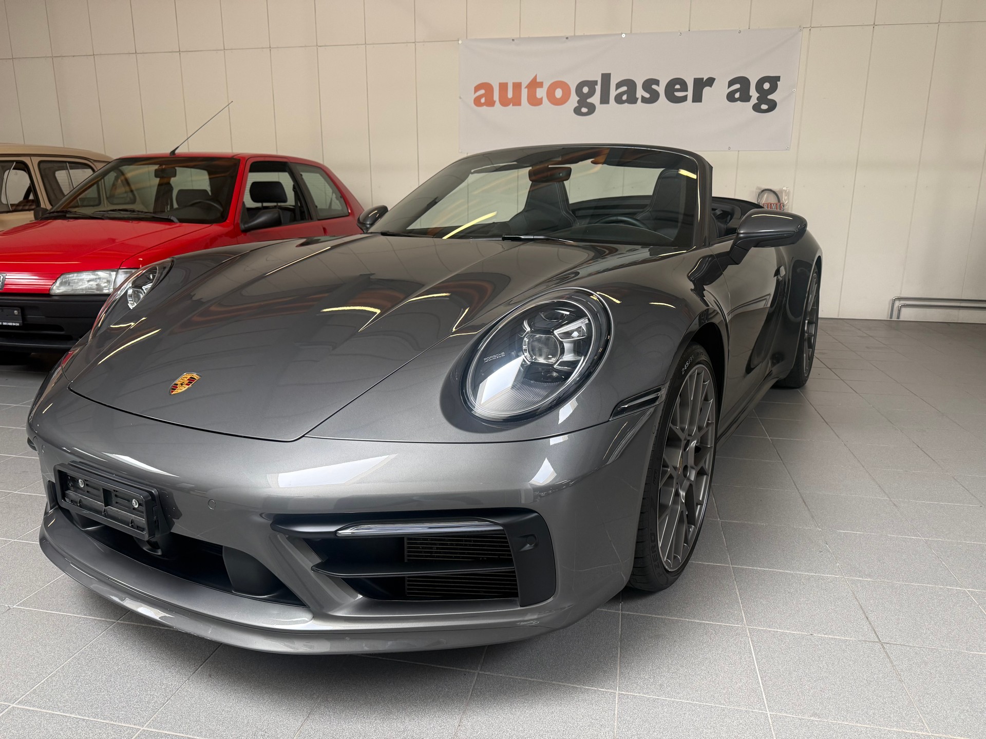 PORSCHE 911 Carrera 4 Cabriolet PDK-image-1