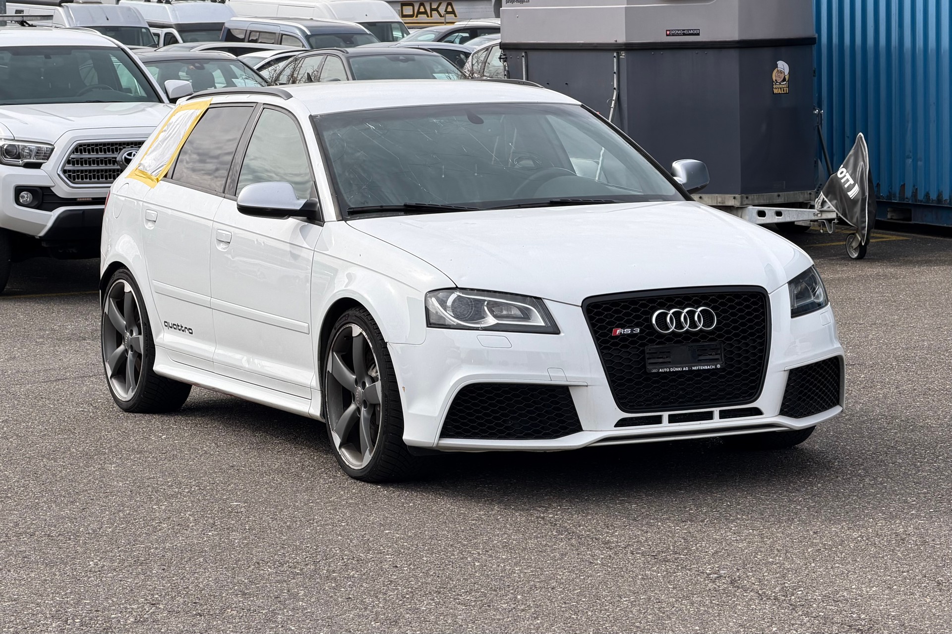 AUDI RS3 Sportback 2.5 TFSI quattro S-tronic-image-13
