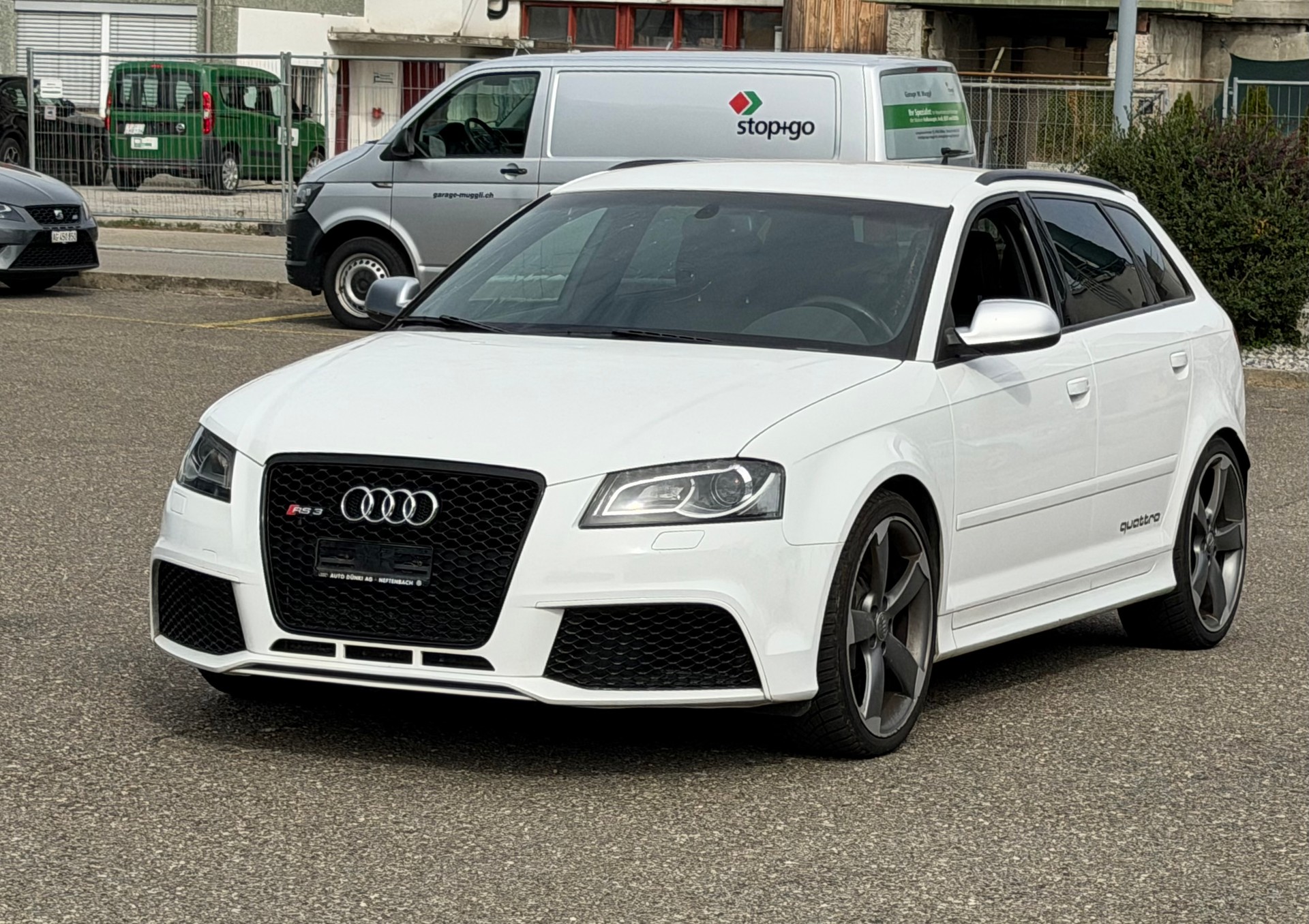 AUDI RS3 Sportback 2.5 TFSI quattro S-tronic-image-3