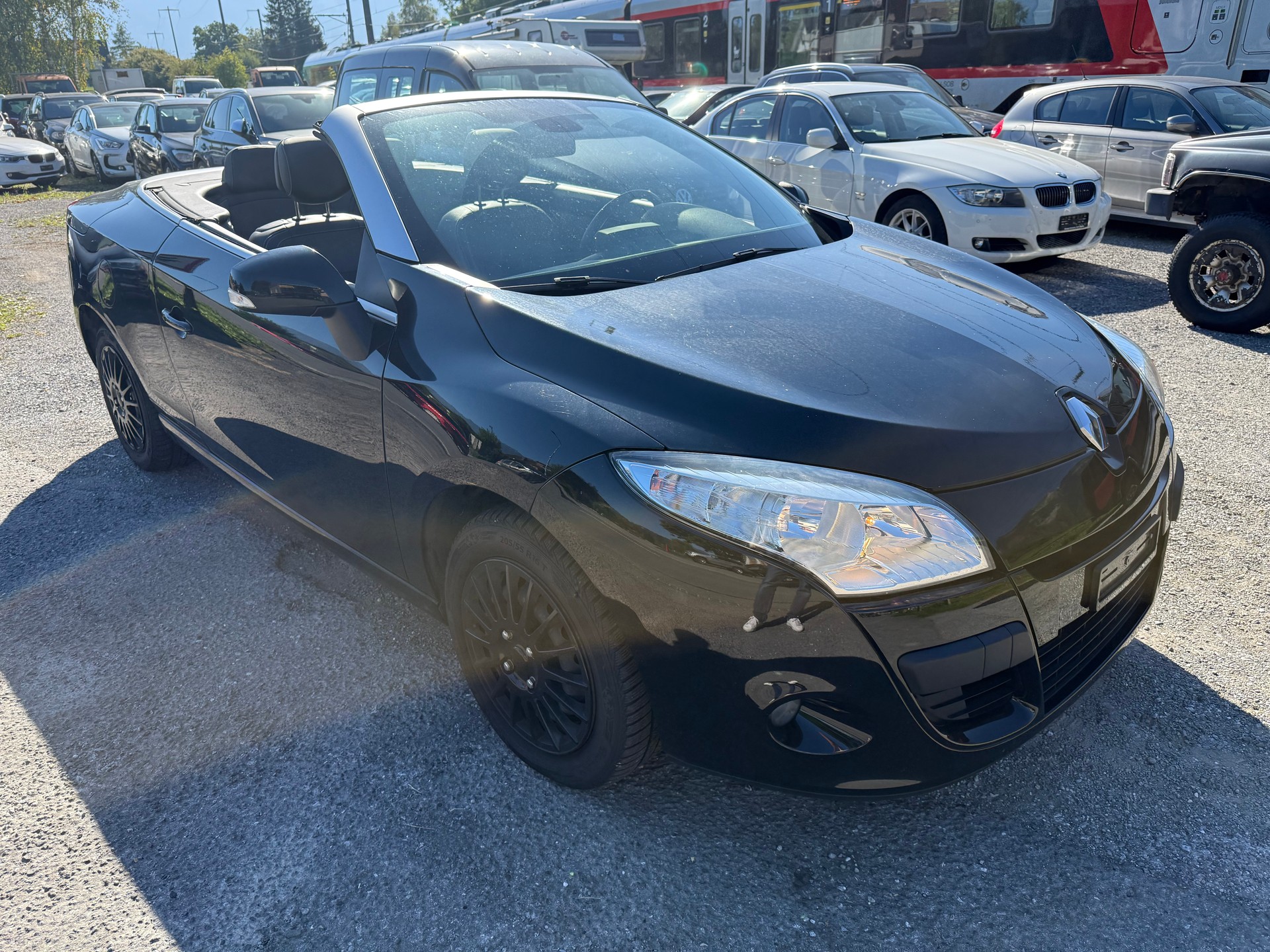 RENAULT Mégane CC 1.2 16V Turbo Dynamique-image-6