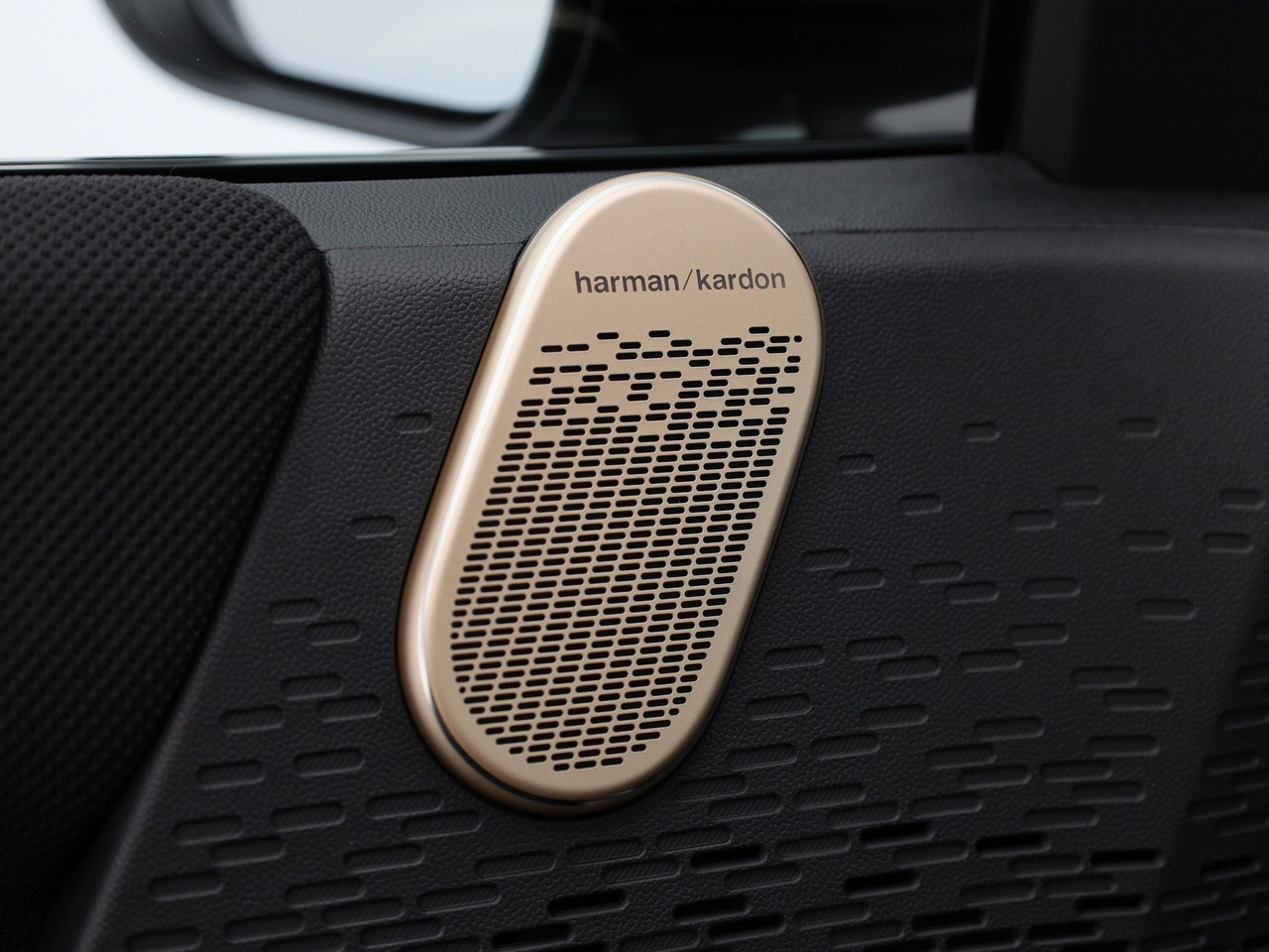 MINI Cooper SE-image-34