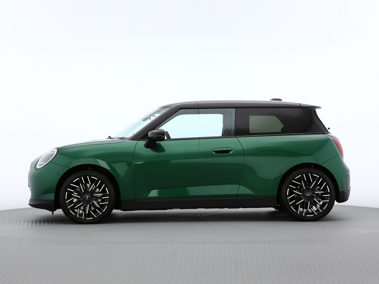 MINI Cooper SE-image-4