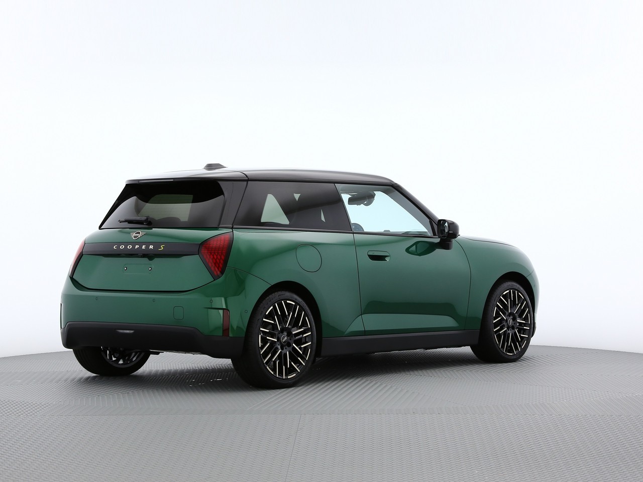MINI Cooper SE-image-13