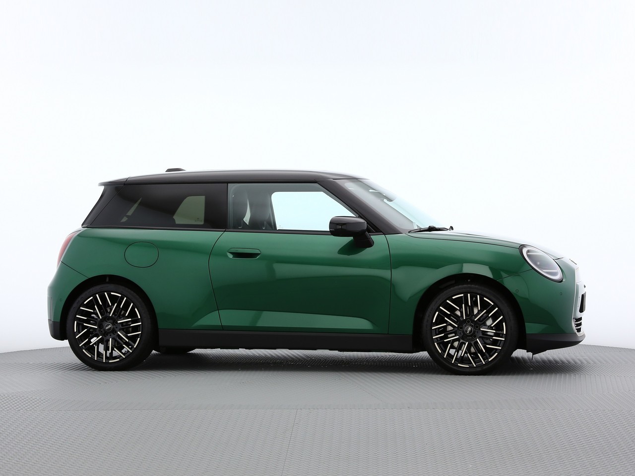 MINI Cooper SE-image-17