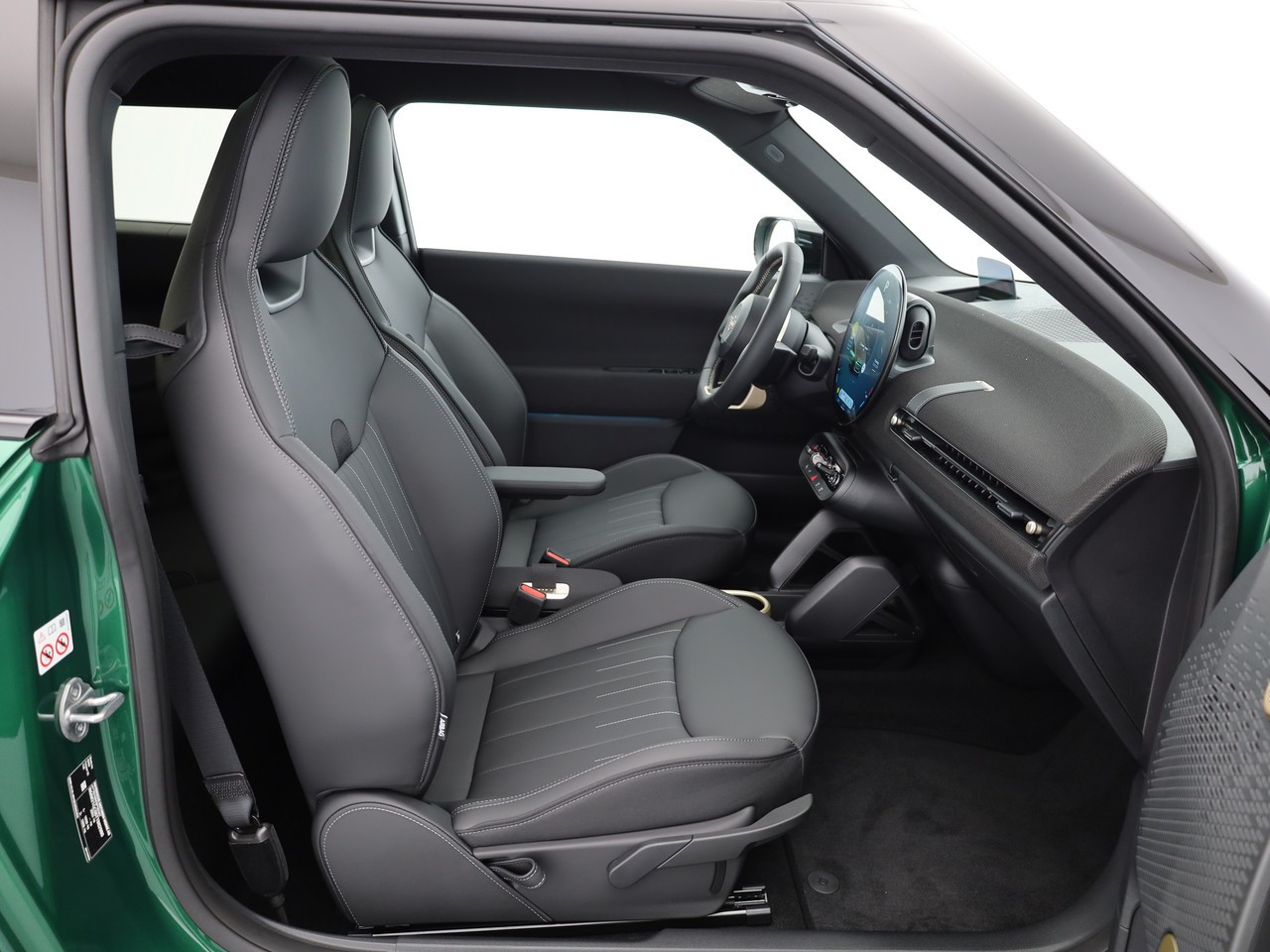 MINI Cooper SE-image-29