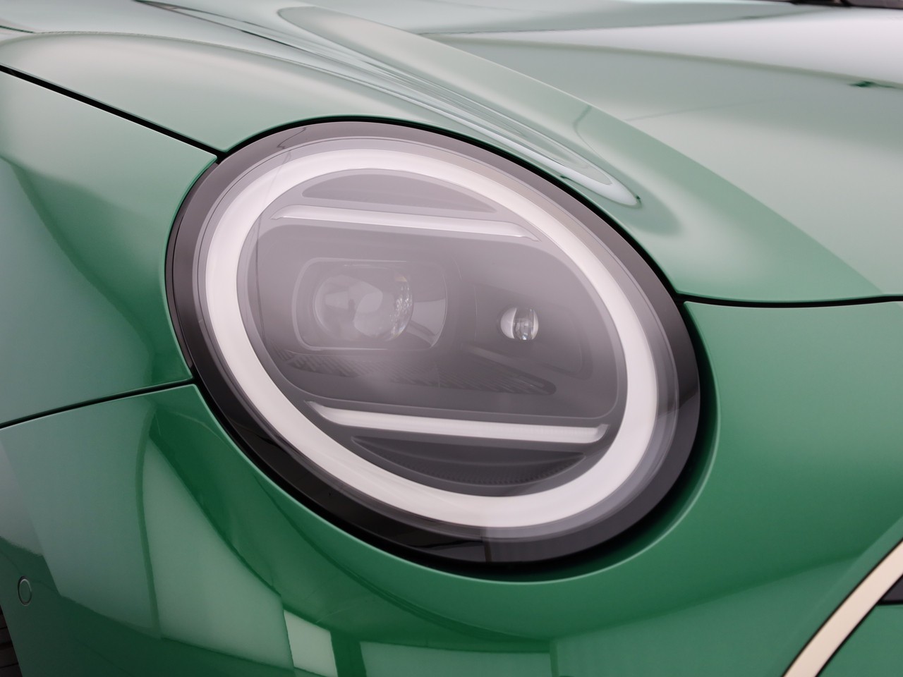 MINI Cooper SE-image-39