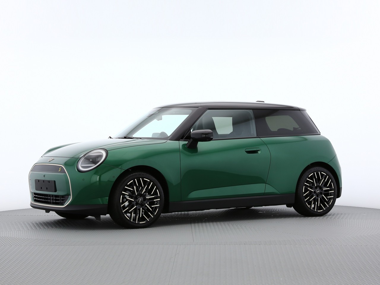 MINI Cooper SE-image-2