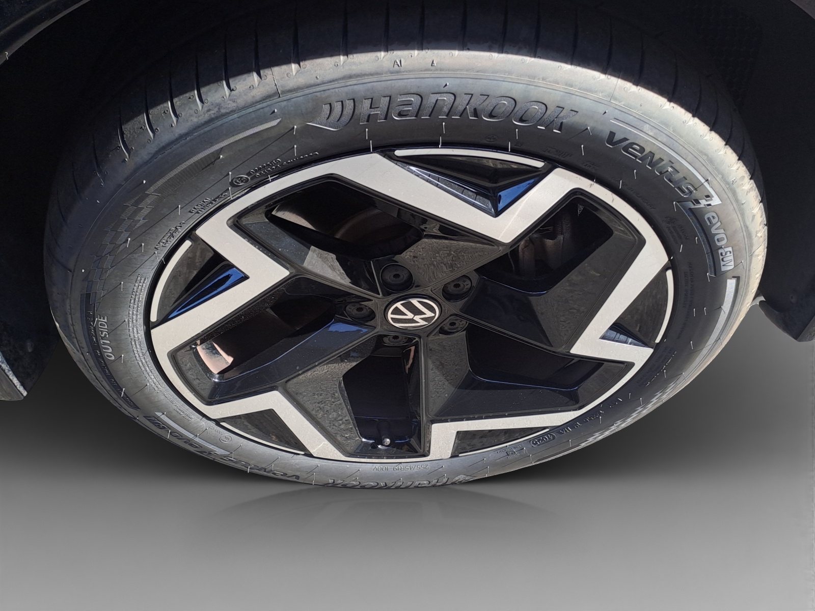 VW Tiguan 2.0 TSI DSG R-Line 4Motion-image-14